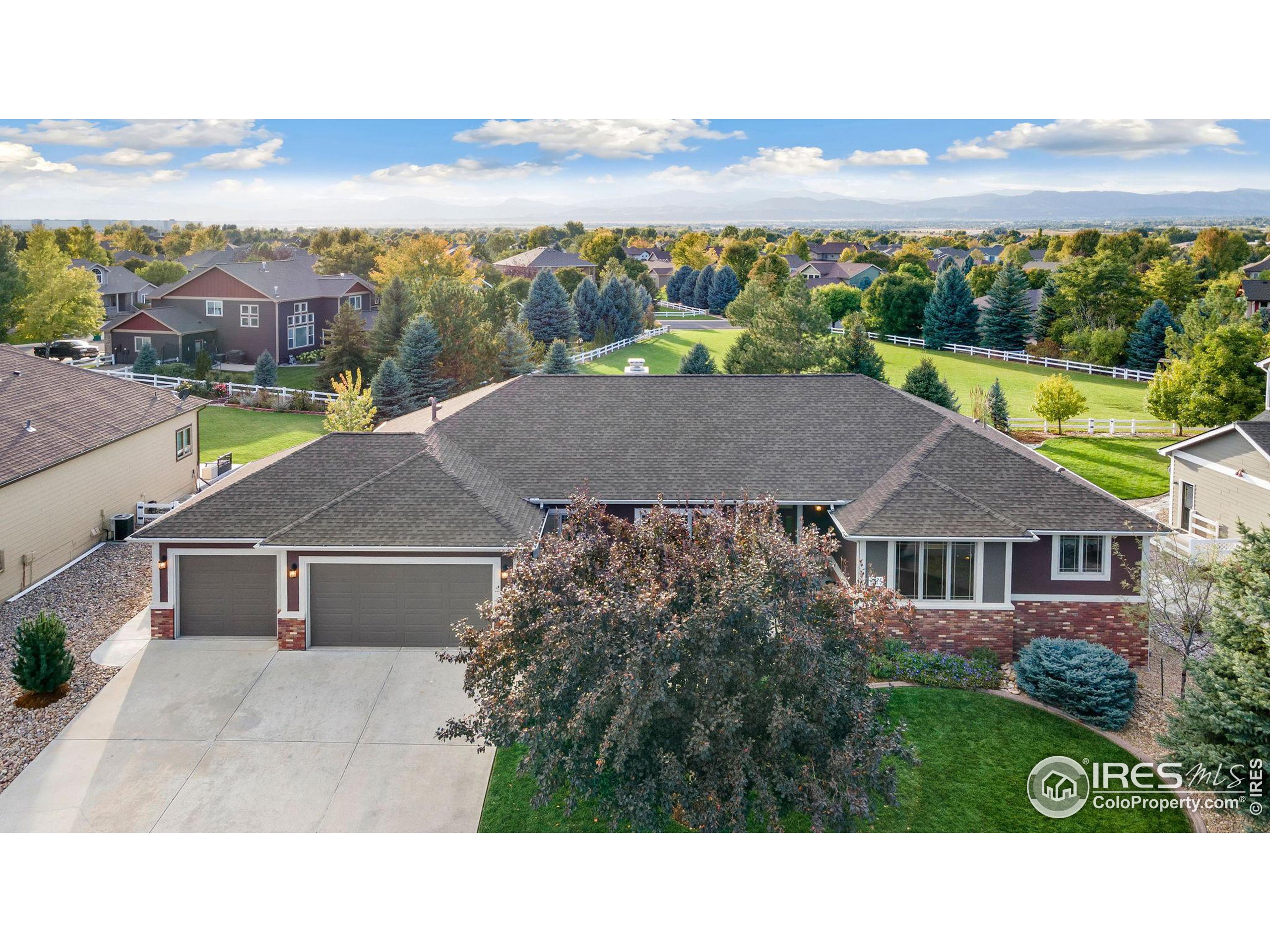 8175 Admiral Dr