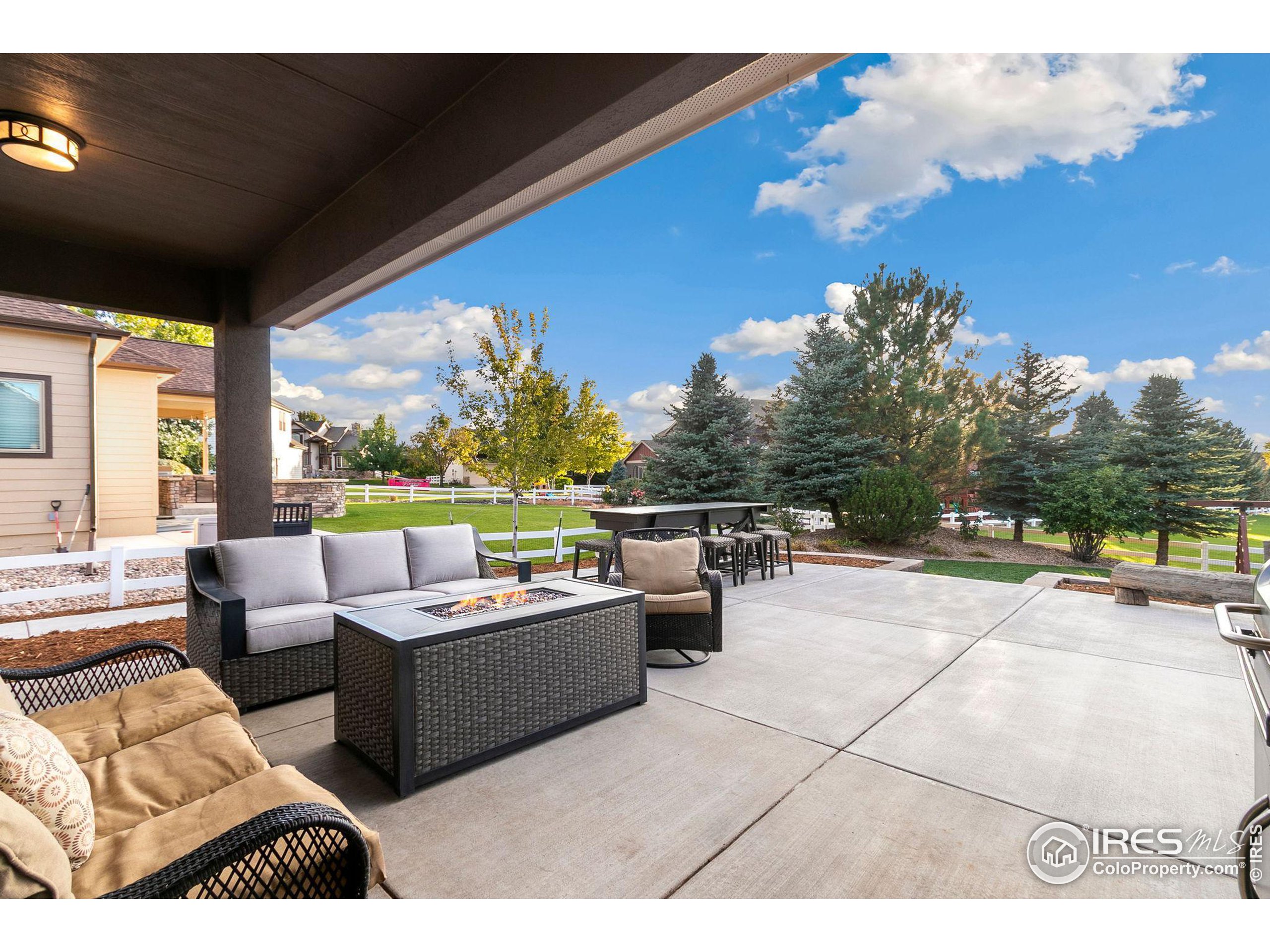 8175 Admiral Dr