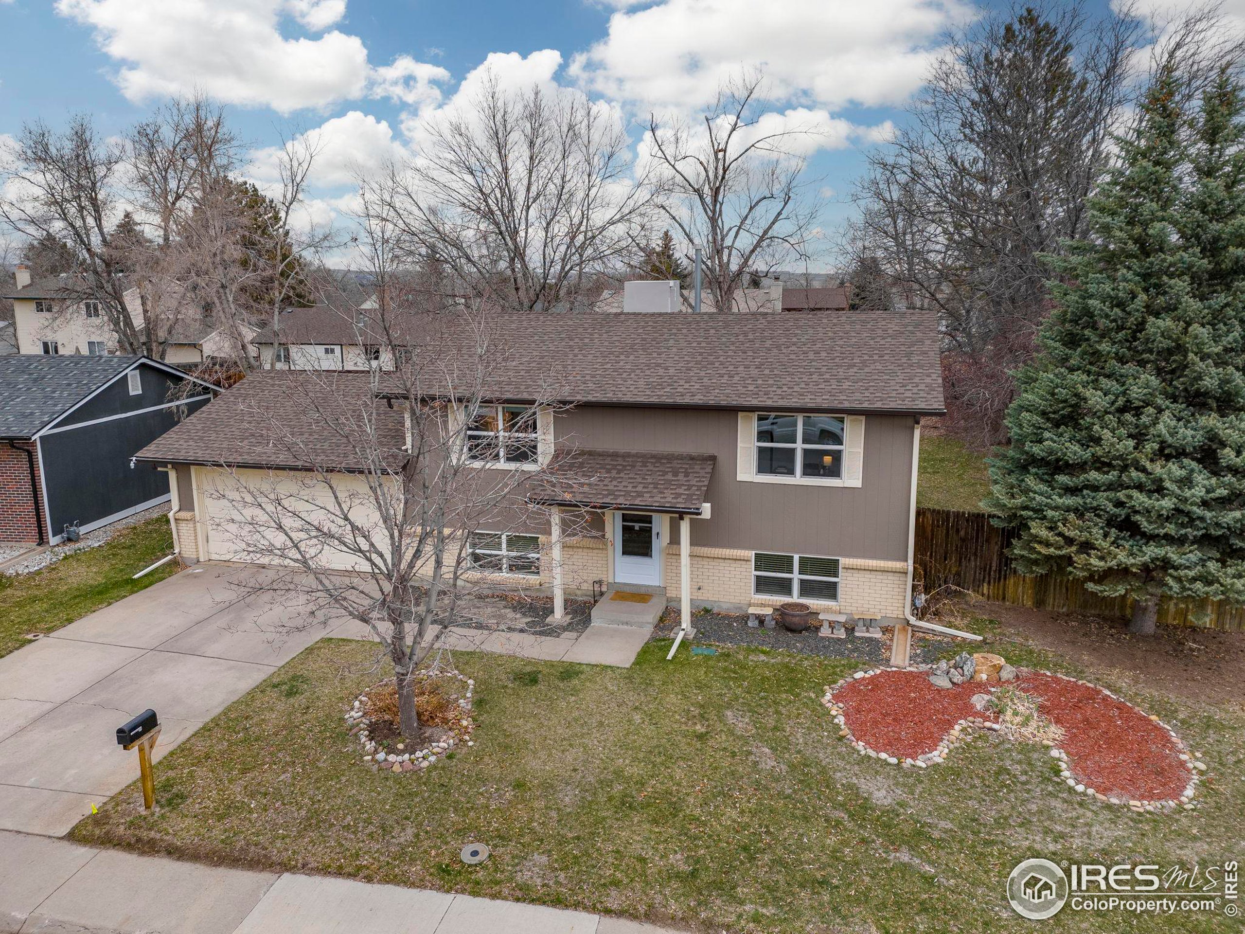 8919 W 91st Pl