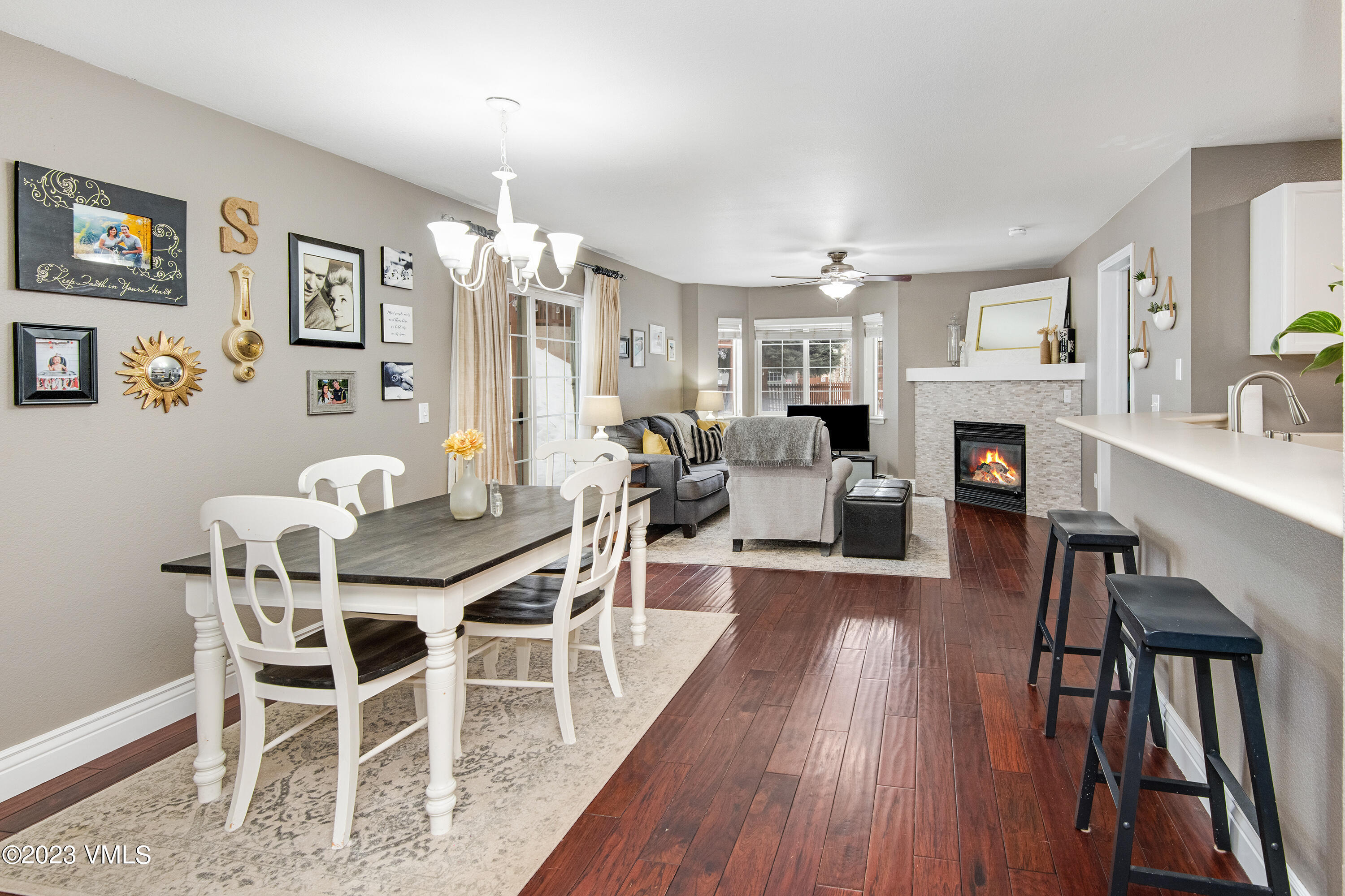 407 Crazy Horse Circle