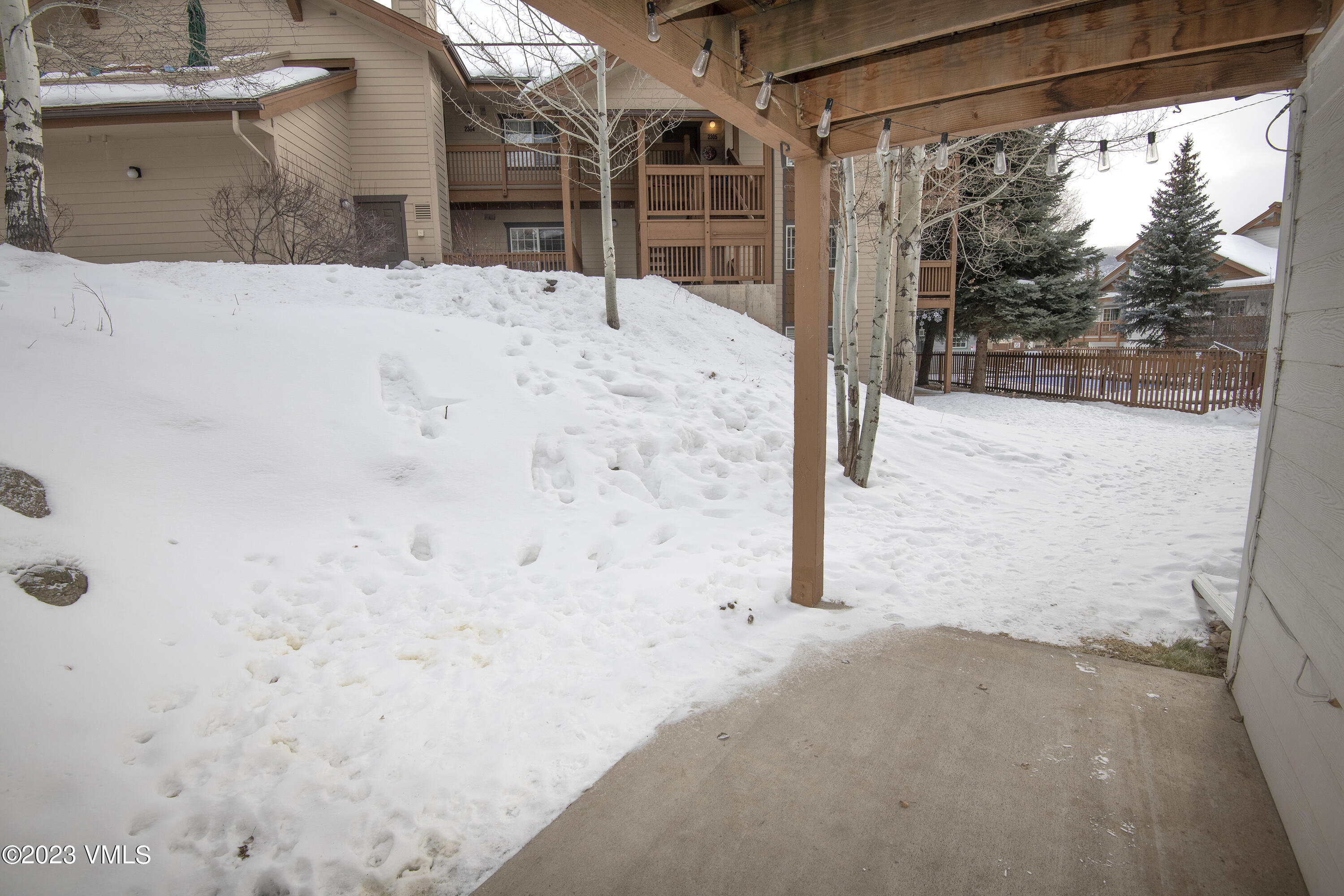 407 Crazy Horse Circle