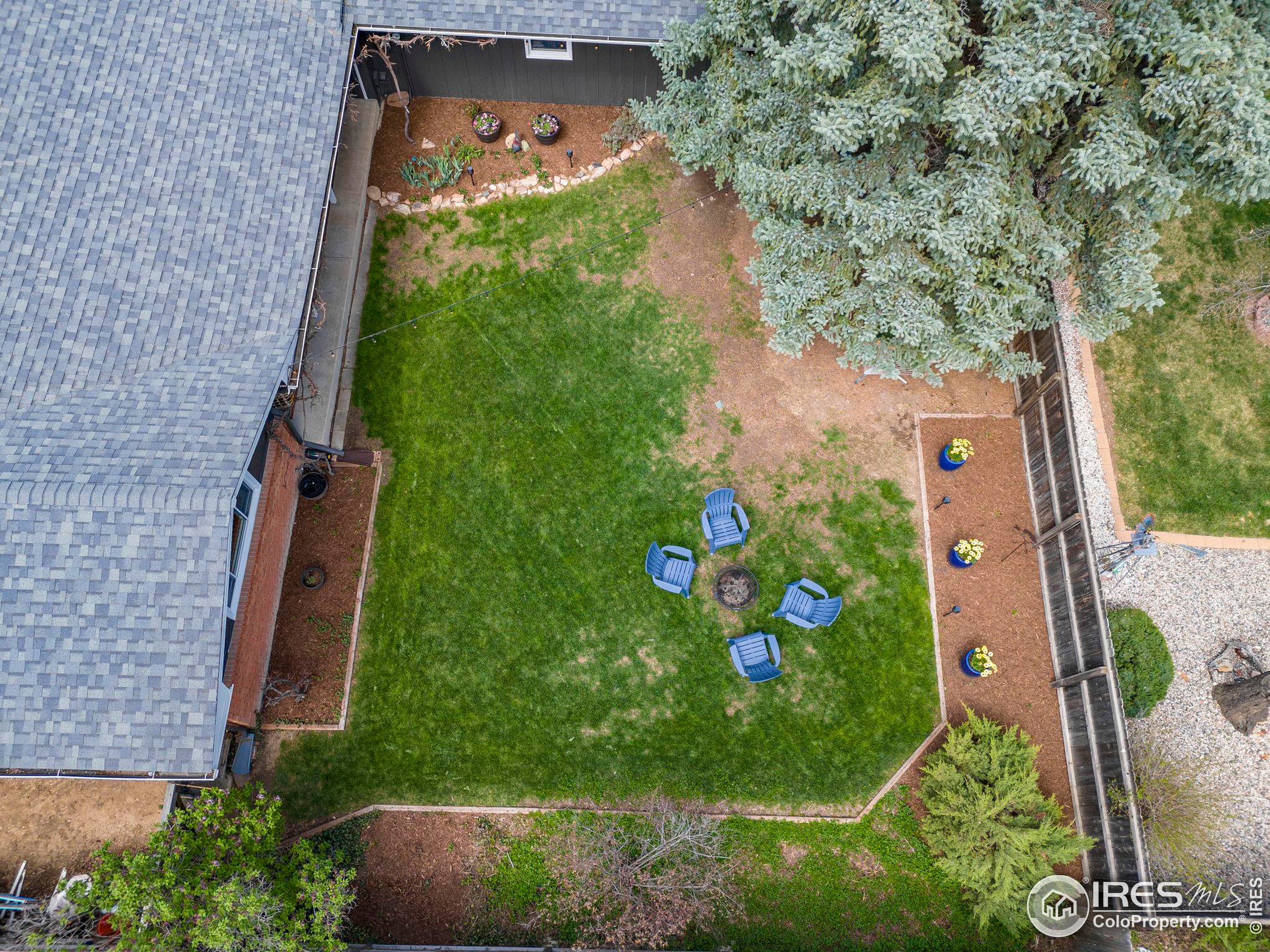 2300 Mathews St