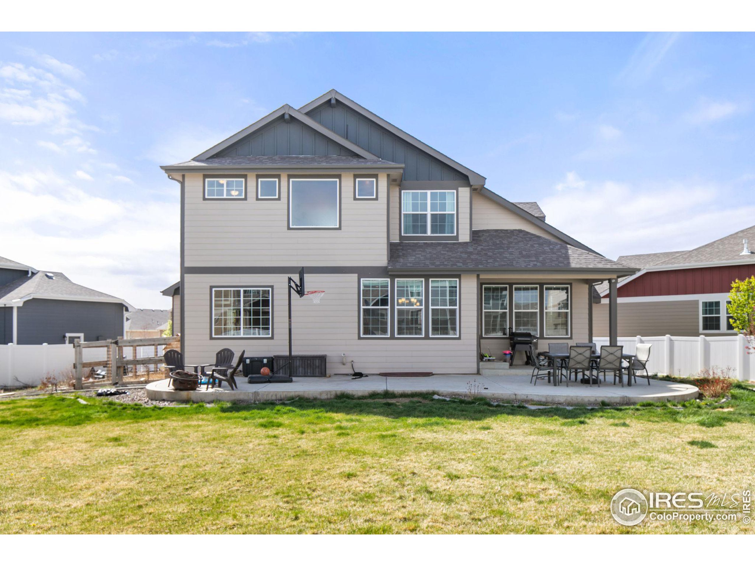 578 Ellingwood Pointe Dr
