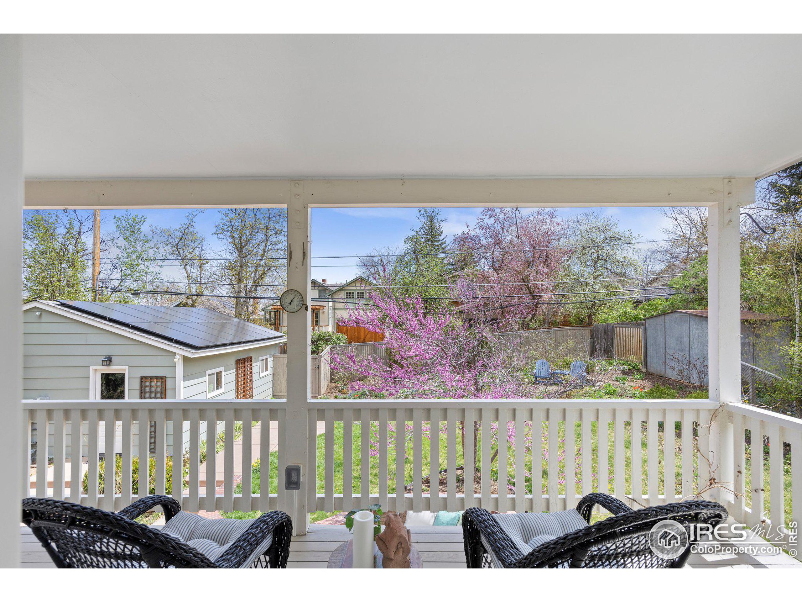 860 Grant Pl