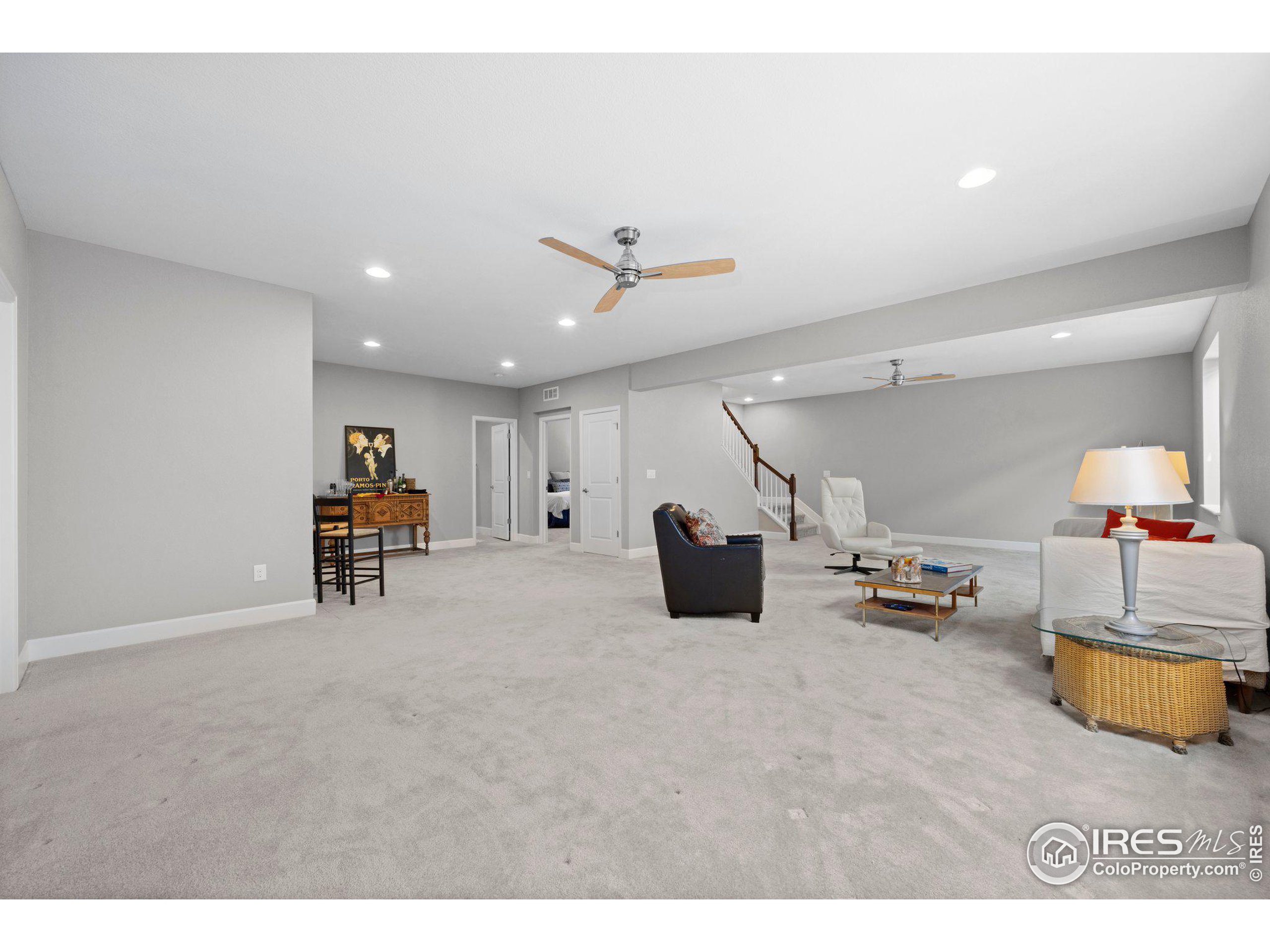 1025 Redbud Cir