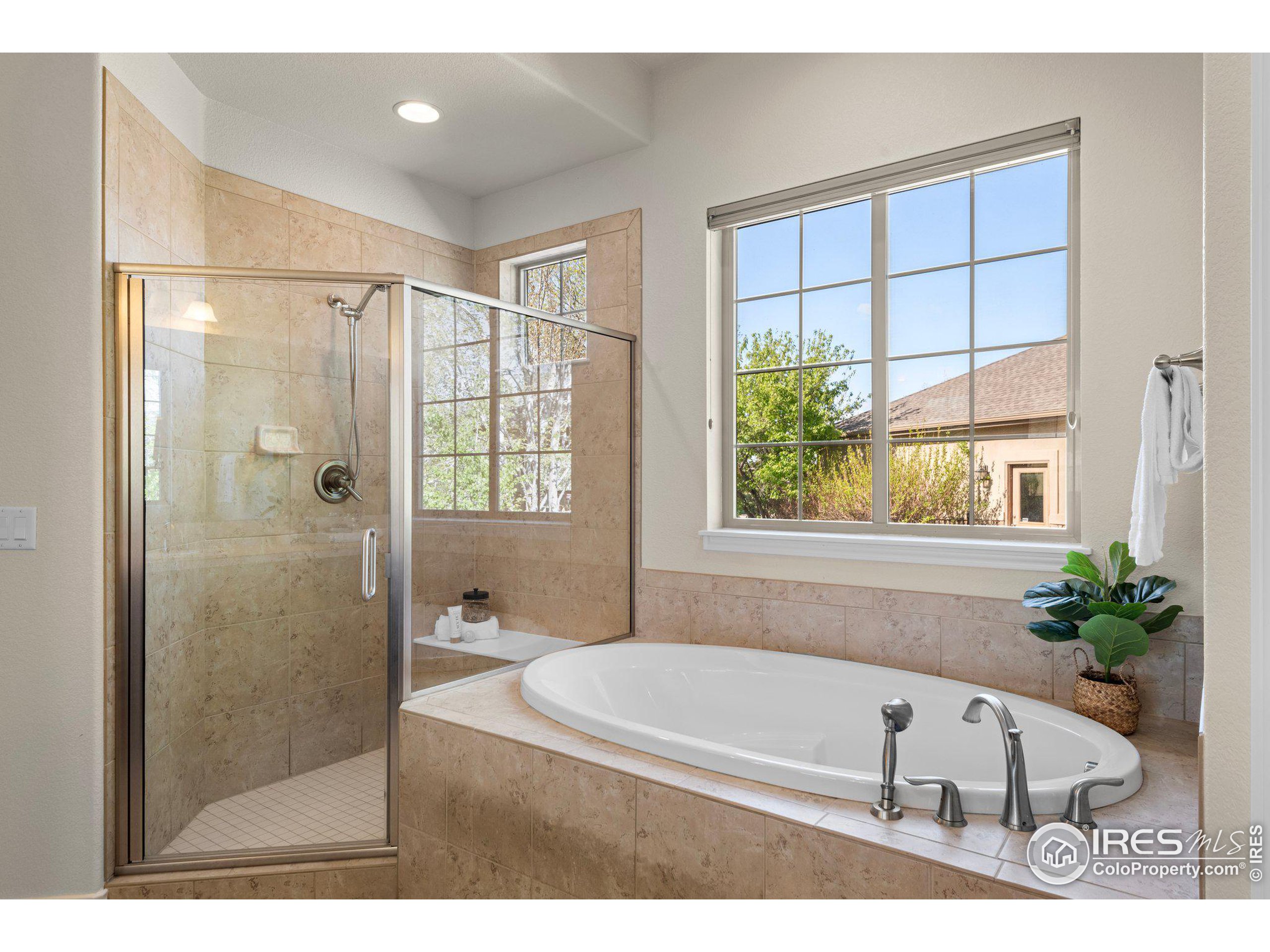 2325 Shortridge Ct