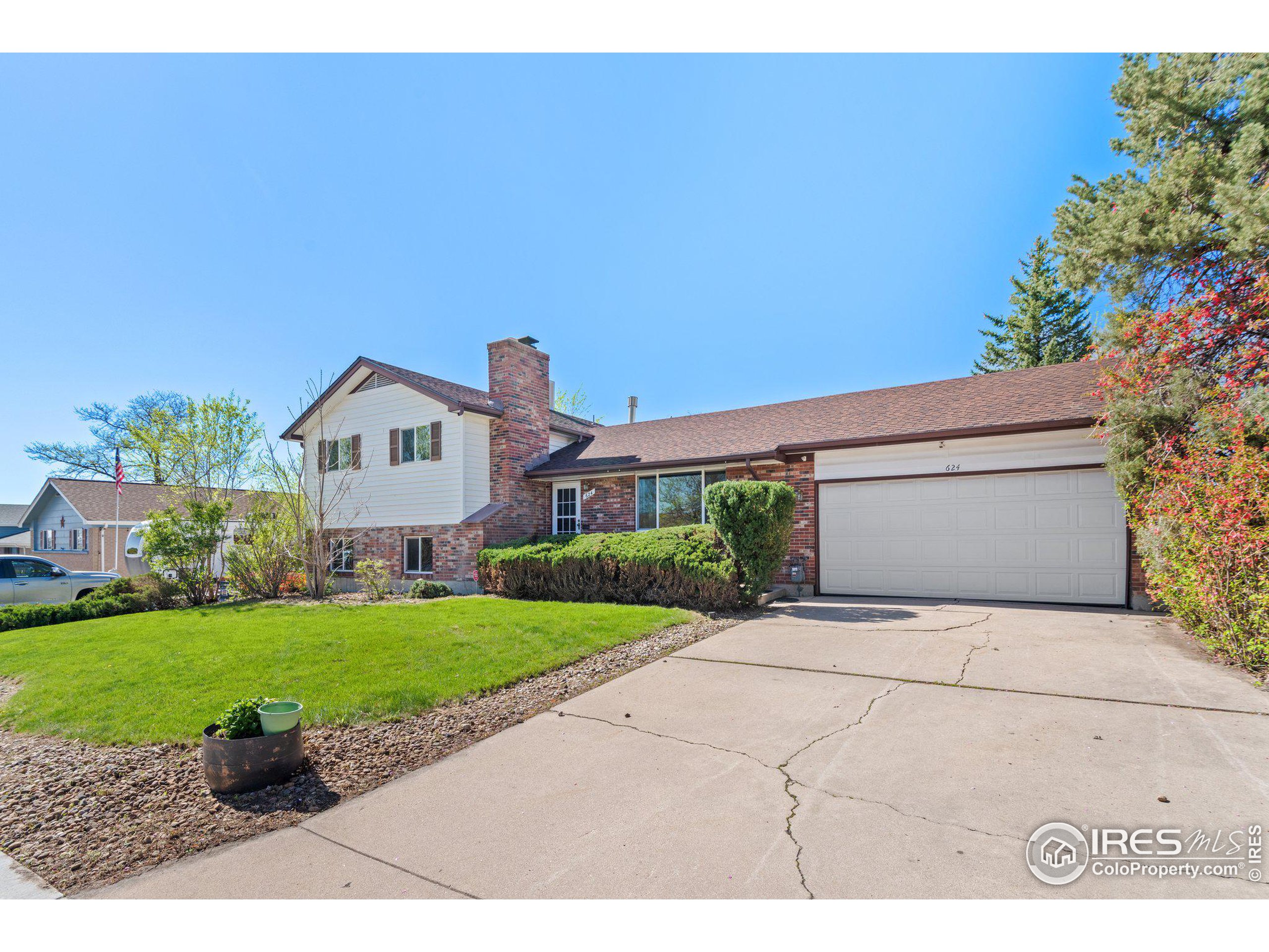 624 W 99th Ave