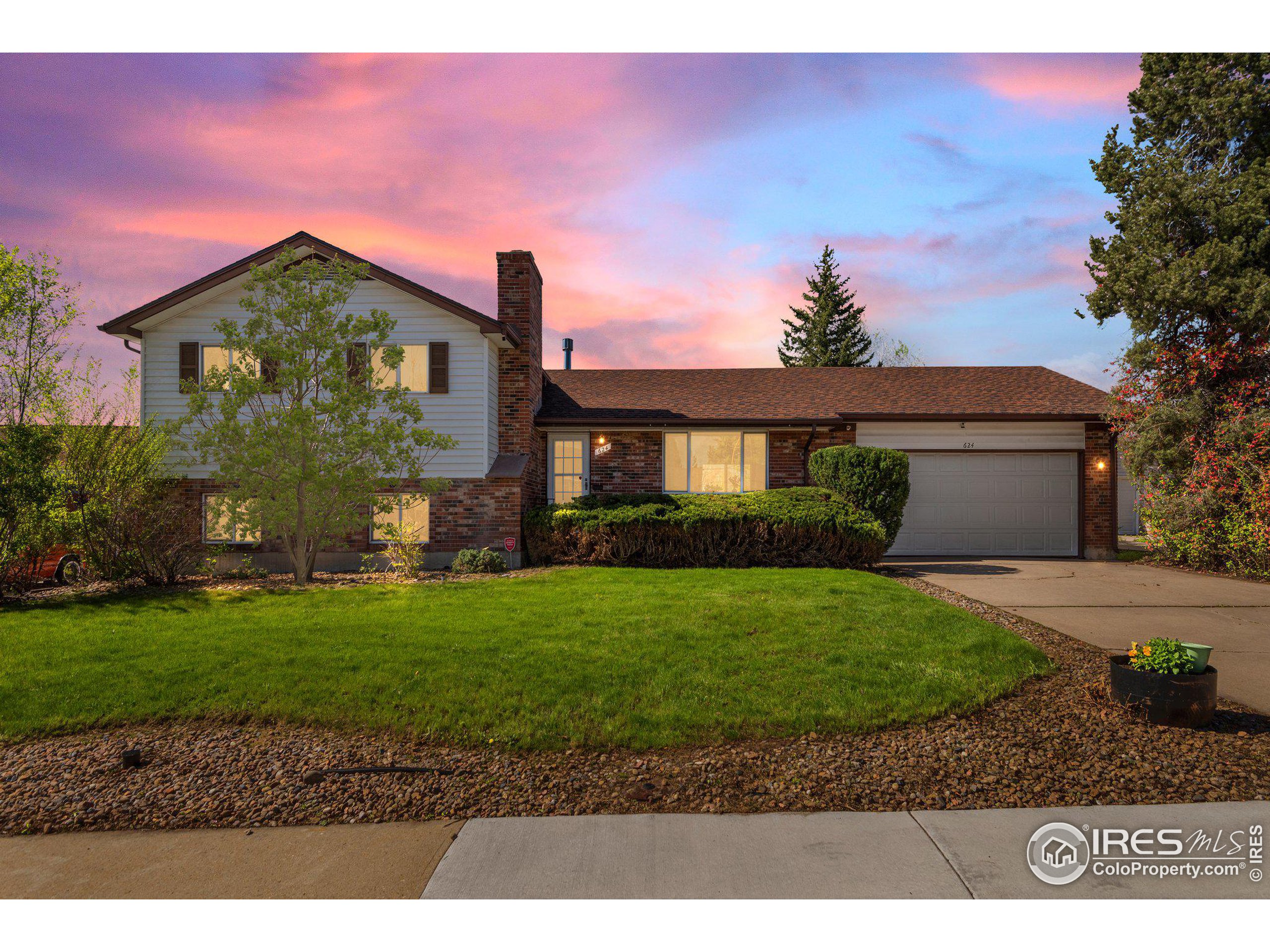 624 W 99th Ave