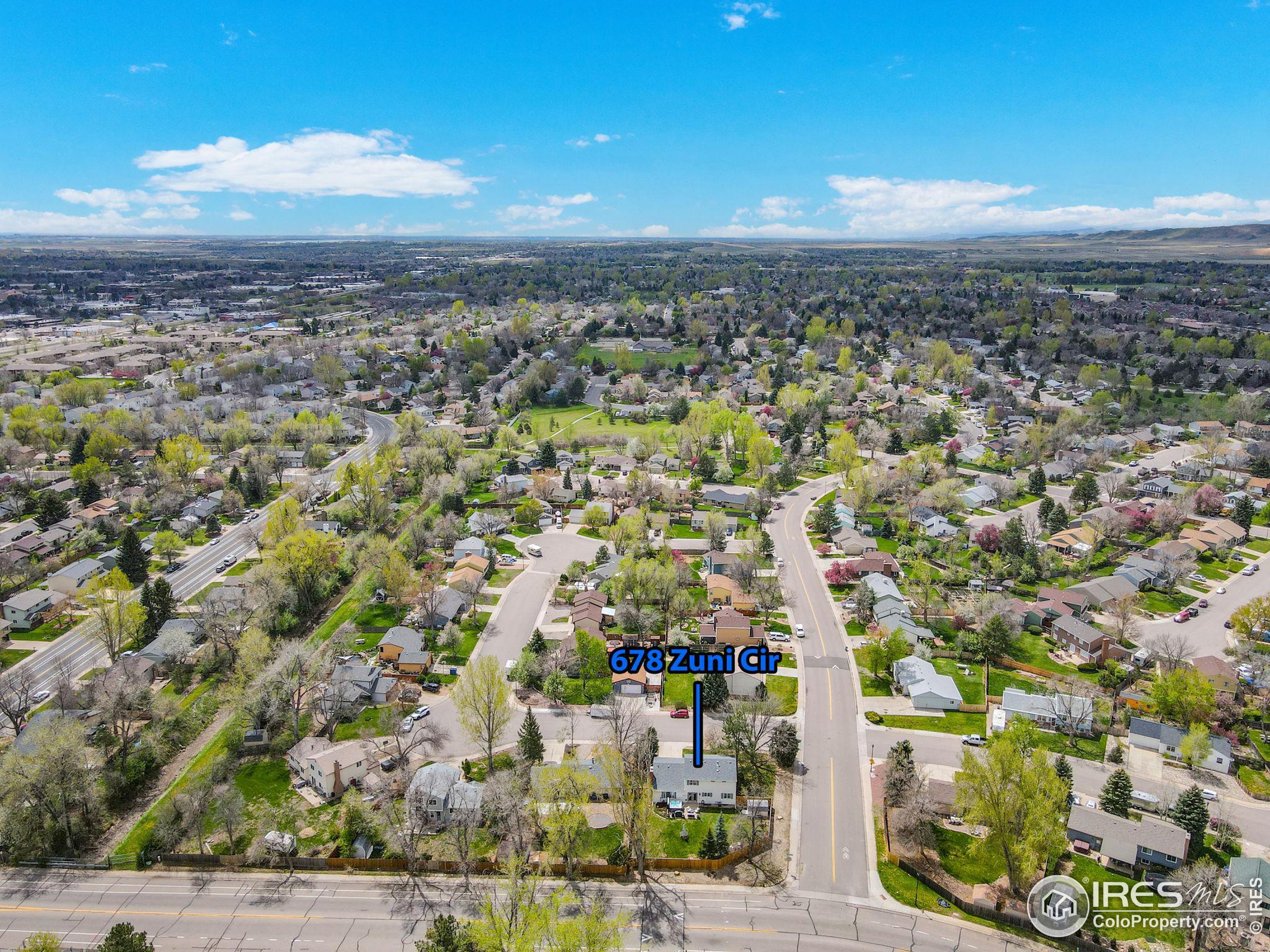 678 Zuni Cir