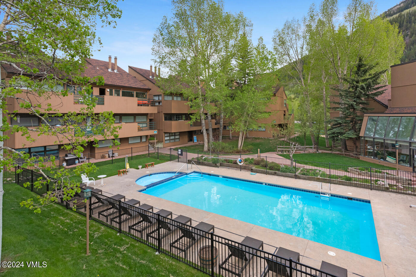 4011 Bighorn, 6-F