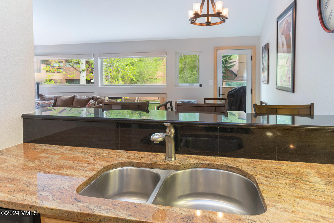 4011 Bighorn, 6-F