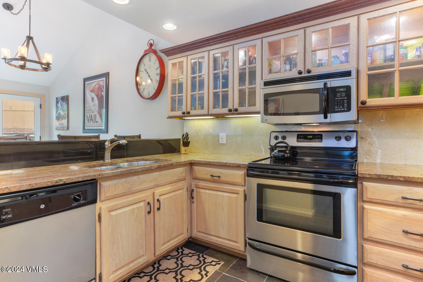 4011 Bighorn, 6-F