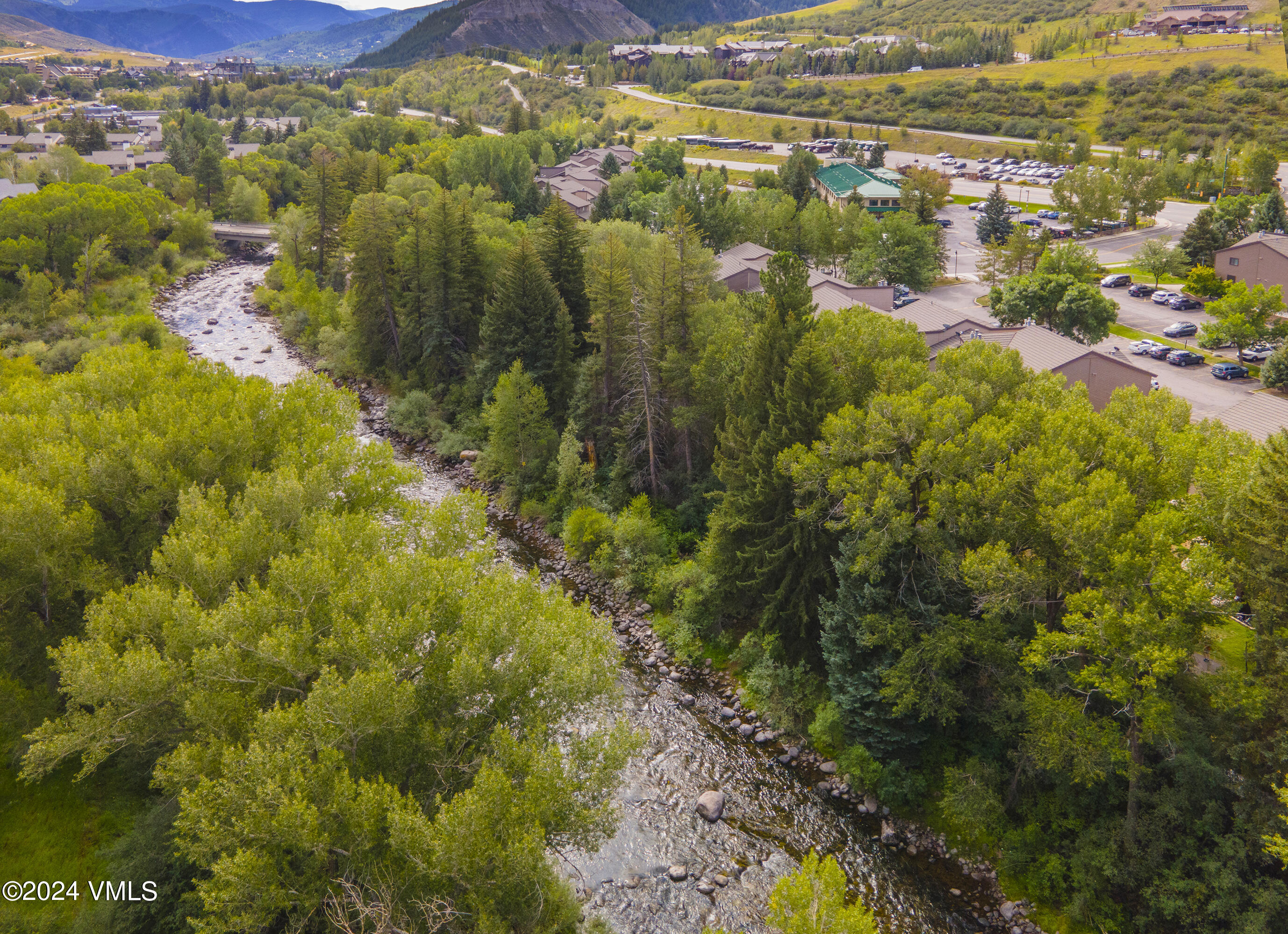1061 W Beaver Creek Boulevard, G302