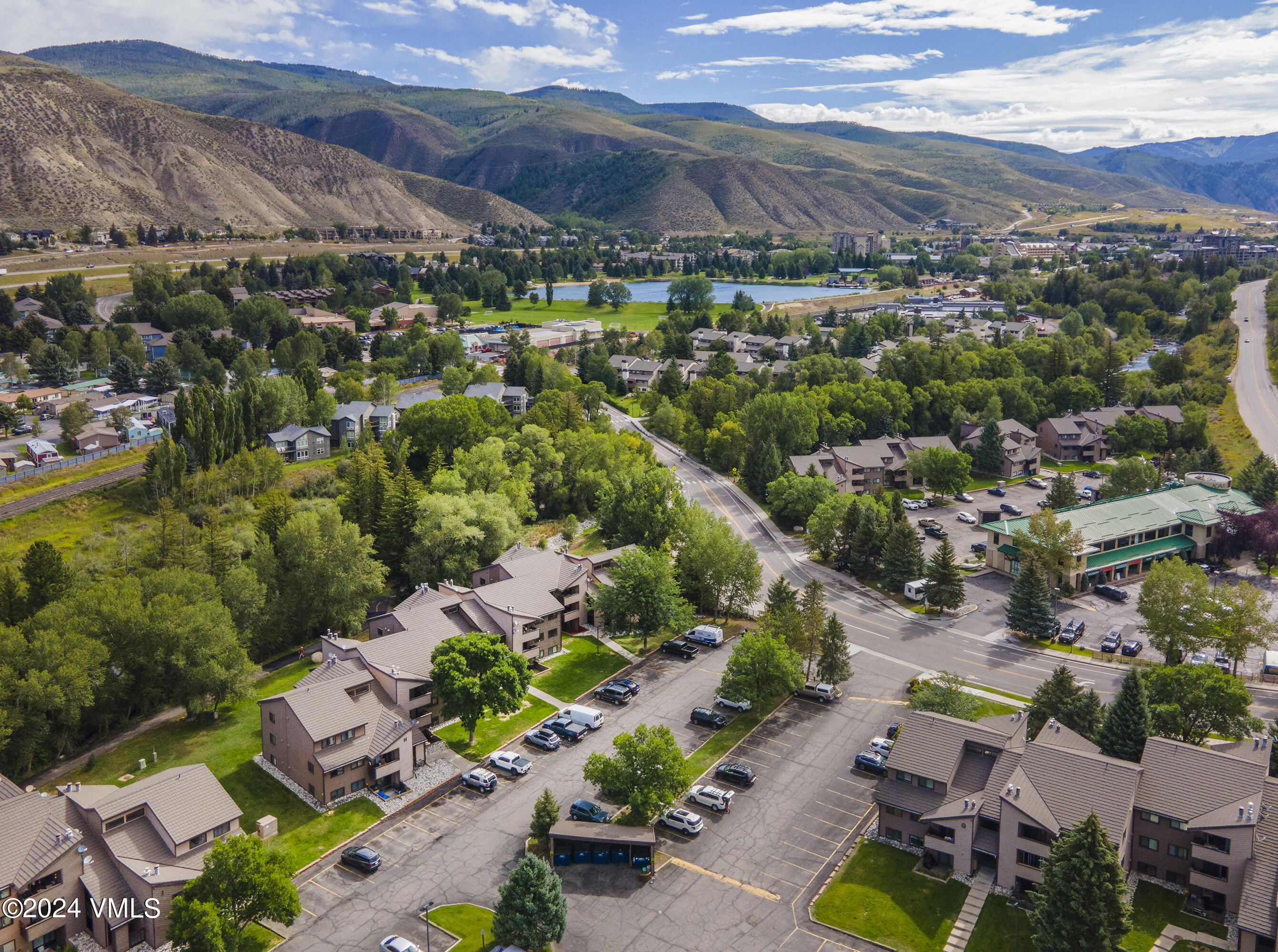 1061 W Beaver Creek Boulevard, G302
