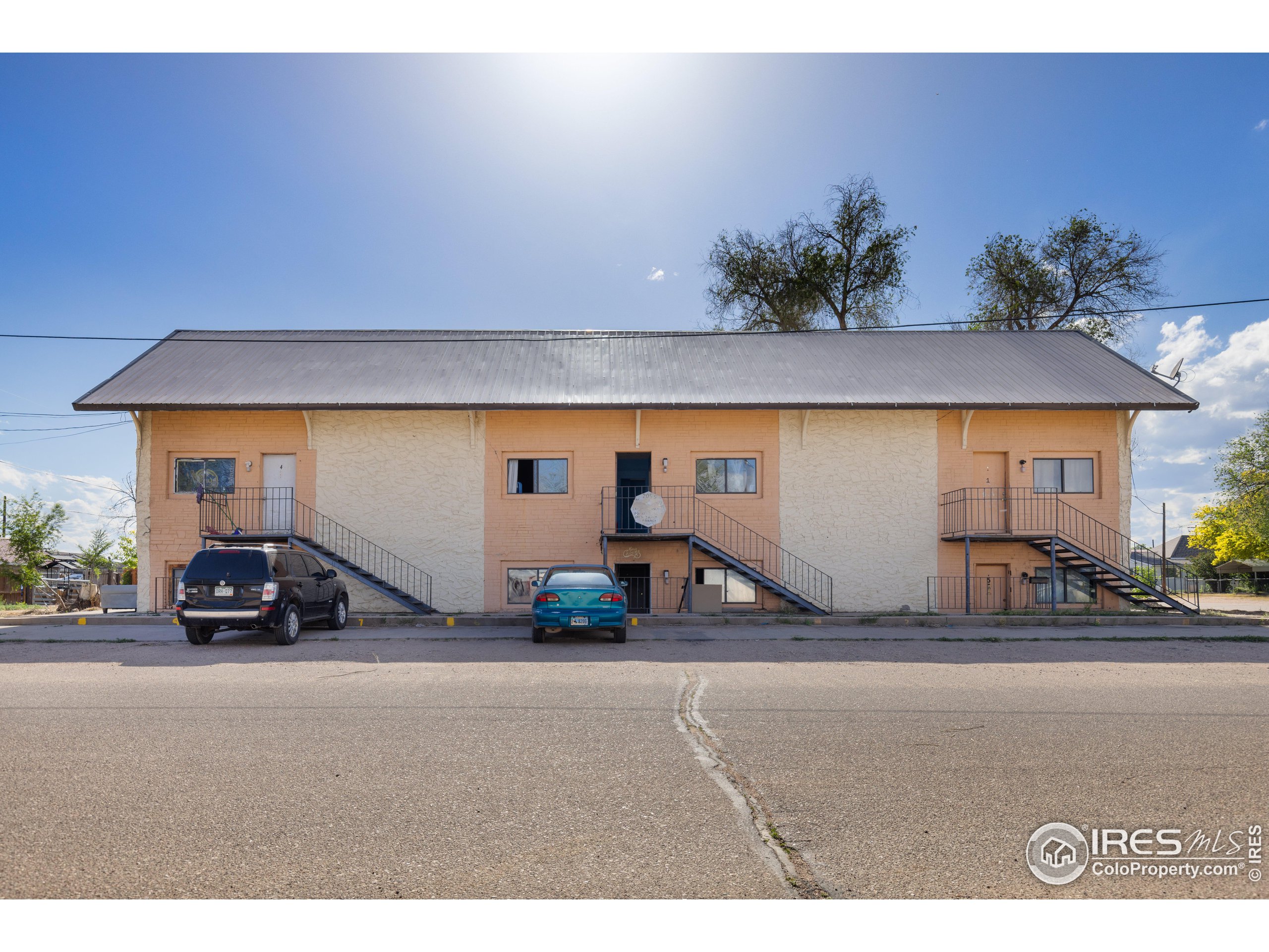 205 S 3rd Ave