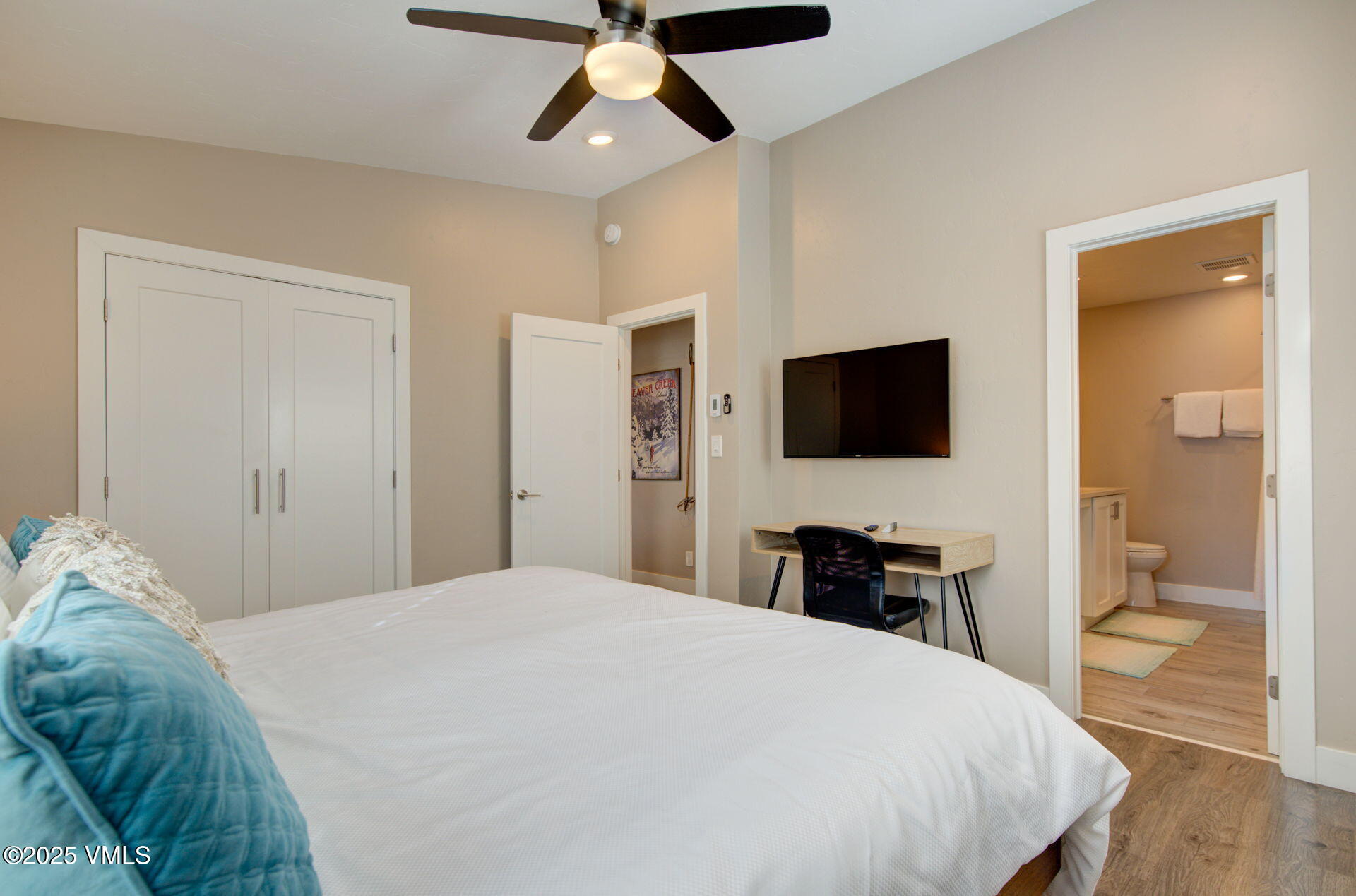 1061 W Beaver Creek Boulevard, N302