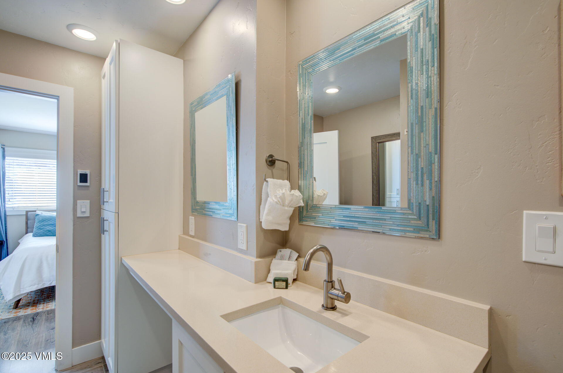 1061 W Beaver Creek Boulevard, N302