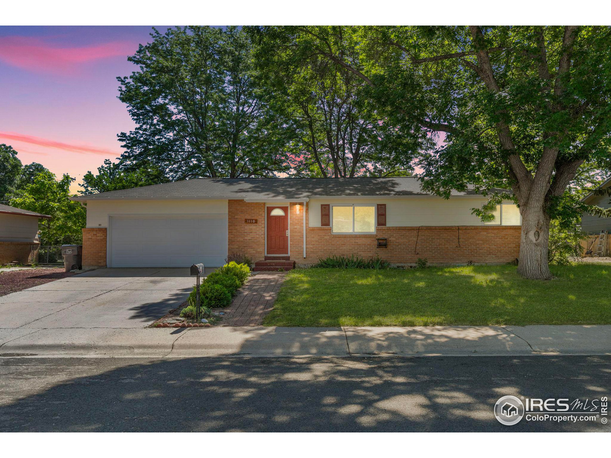1110 Jennifer Dr