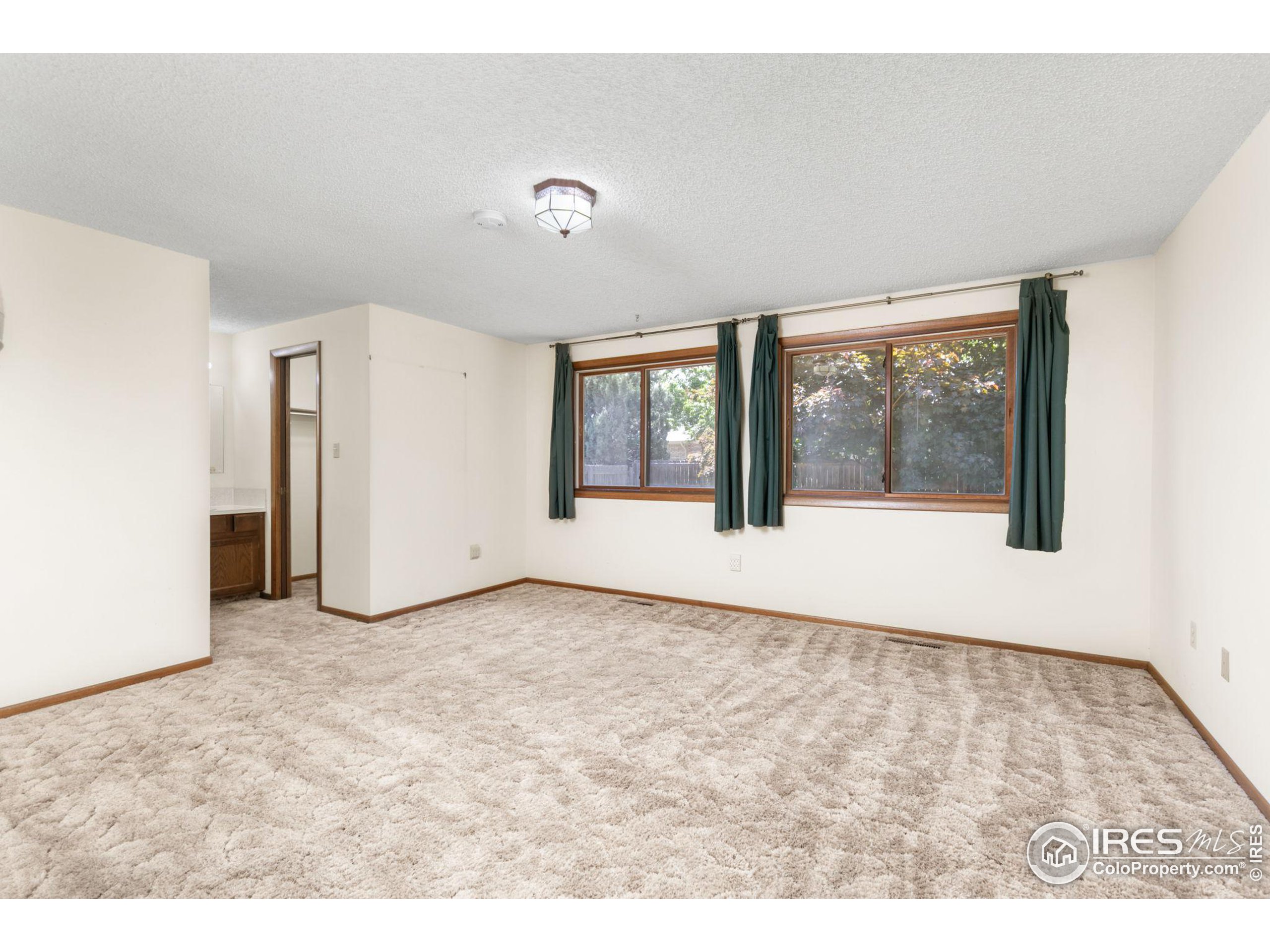 4857 Sheridan Ave