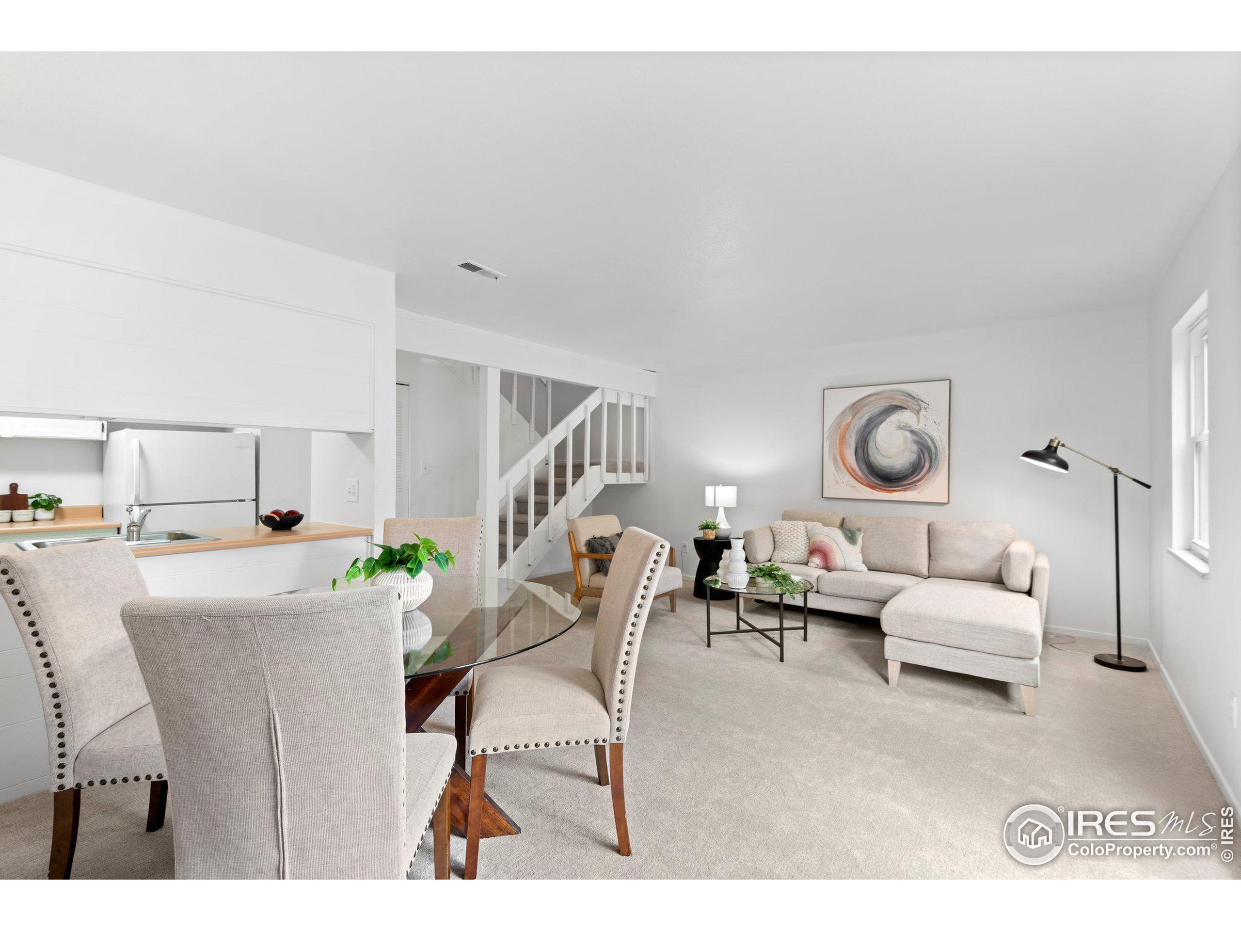 1111 Maxwell Ave 235