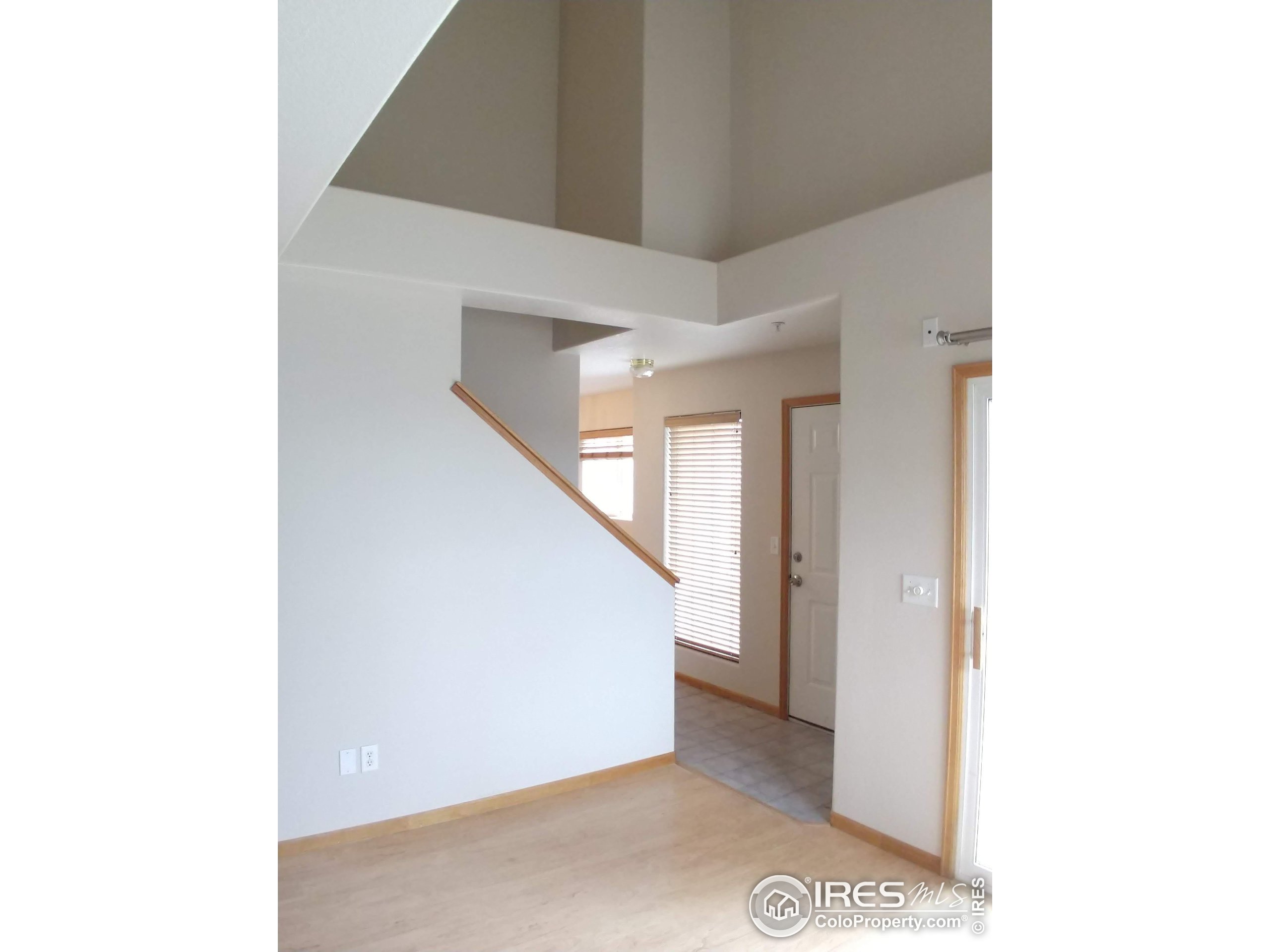 1601 Great Western Dr L-8
