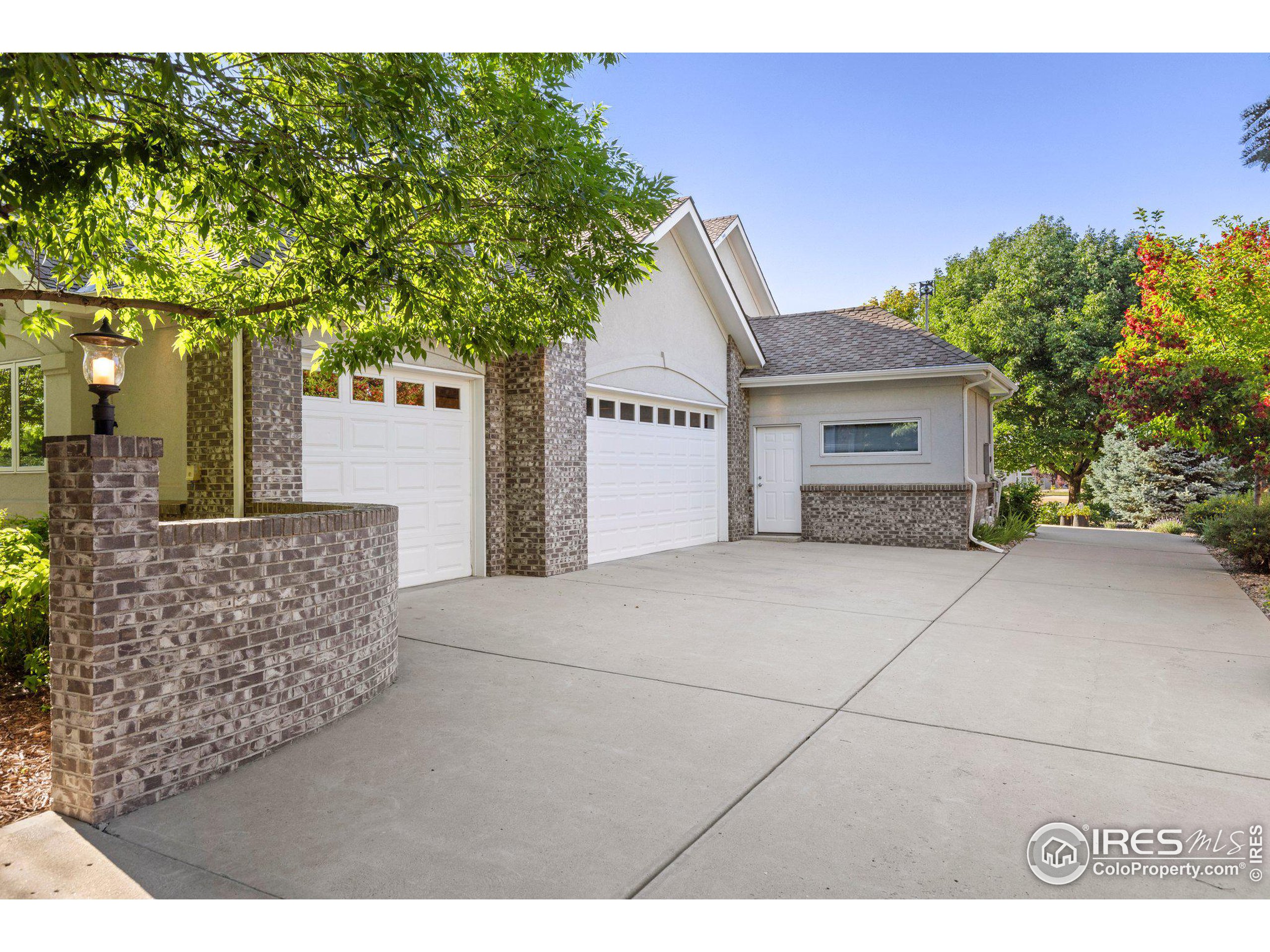 5312 Vardon Way
