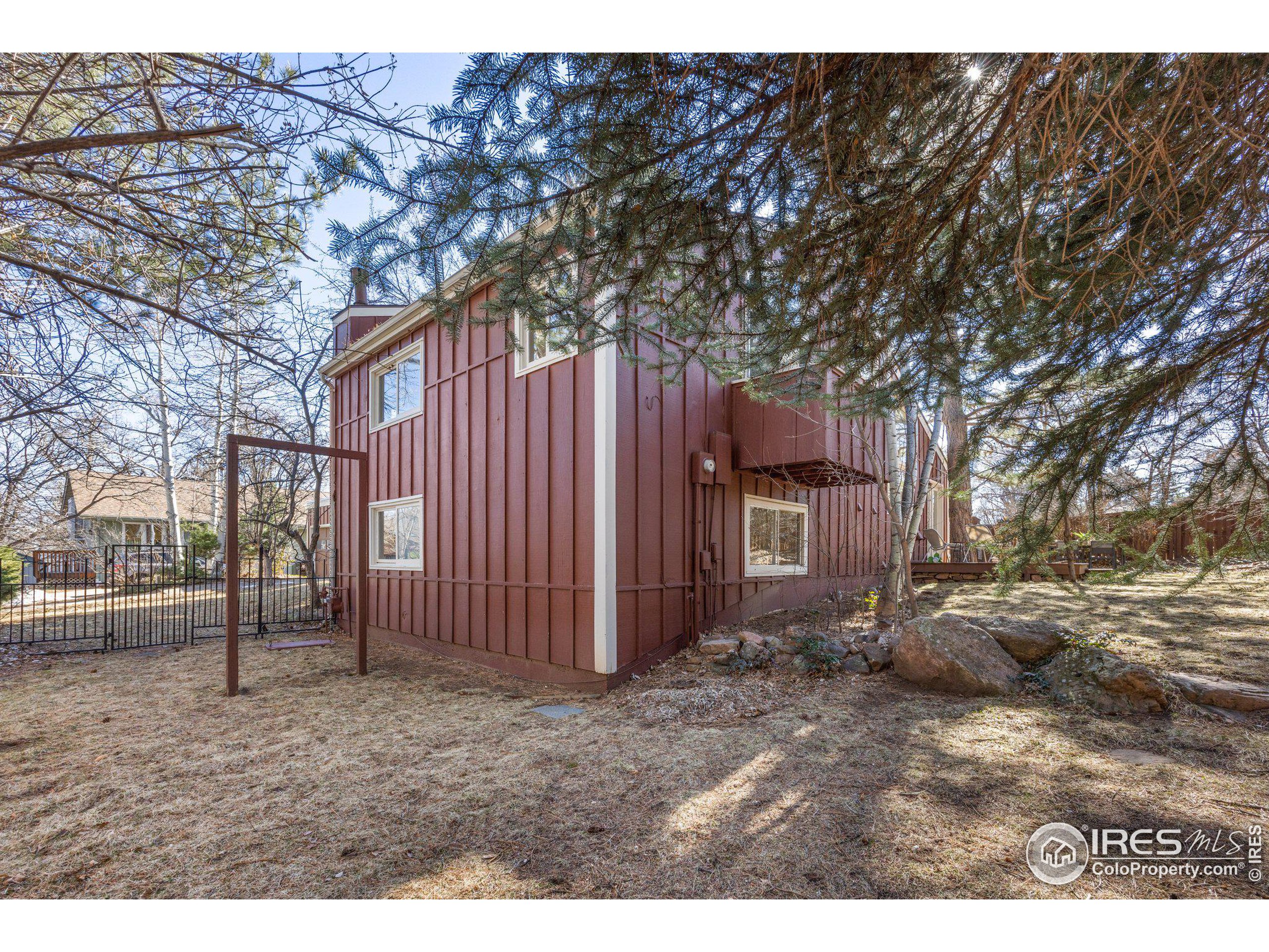 3918 Orchard Ct
