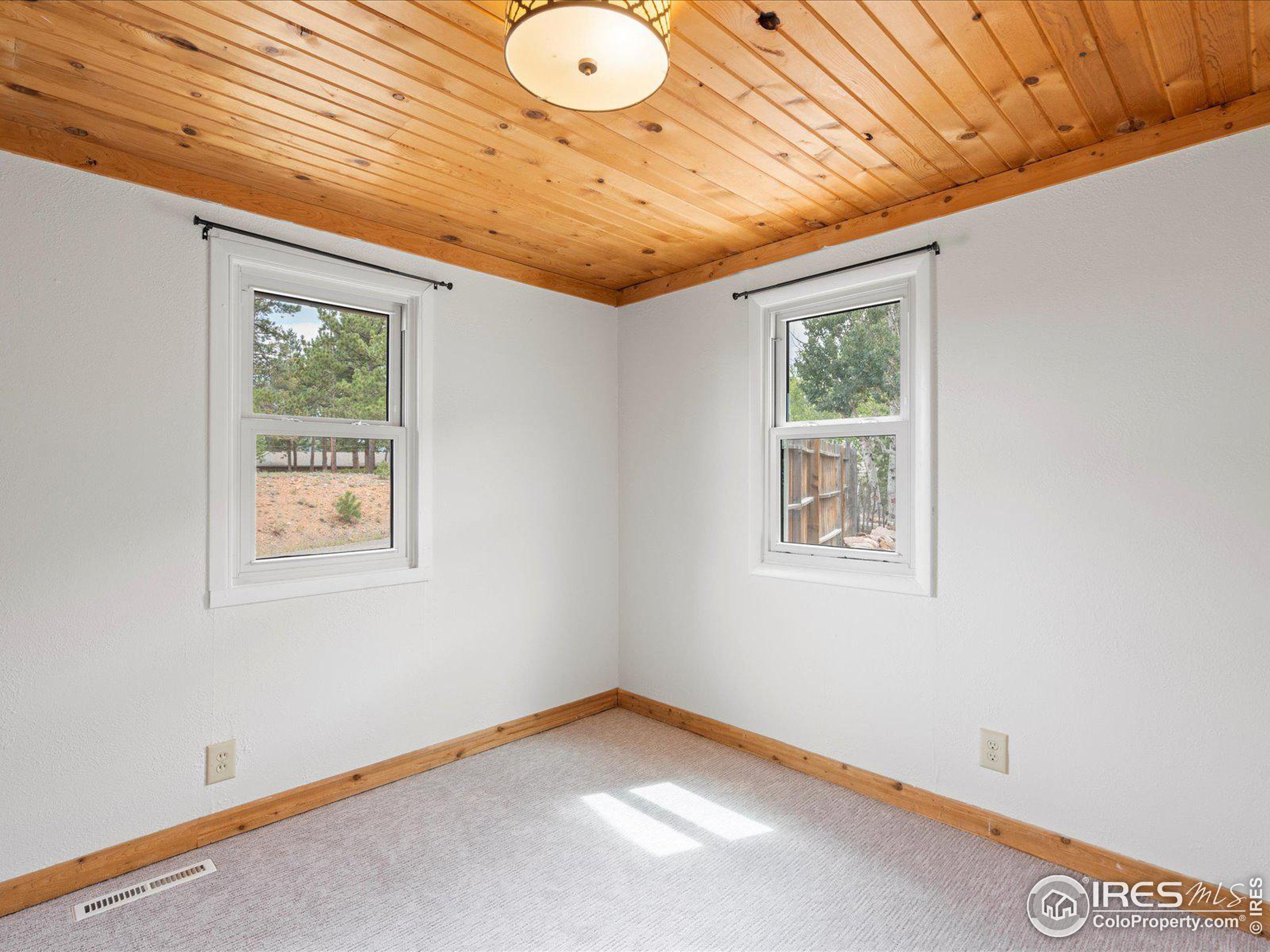 31851 Warrens Rd