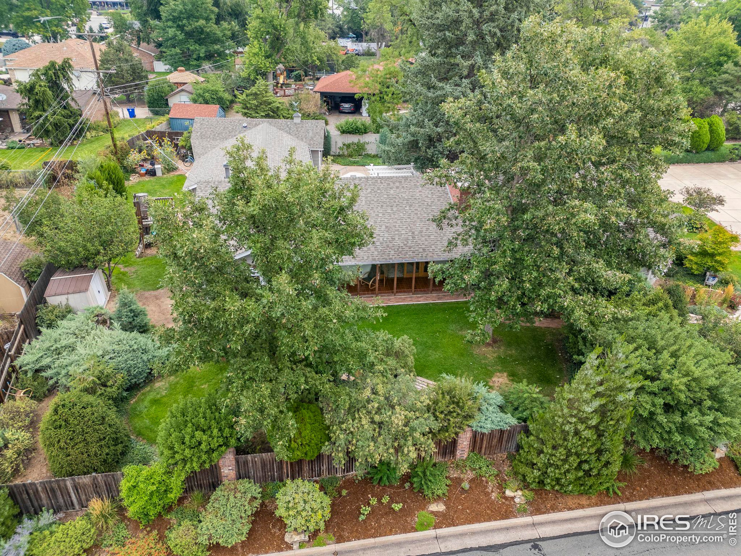 2633 W Reservoir Rd