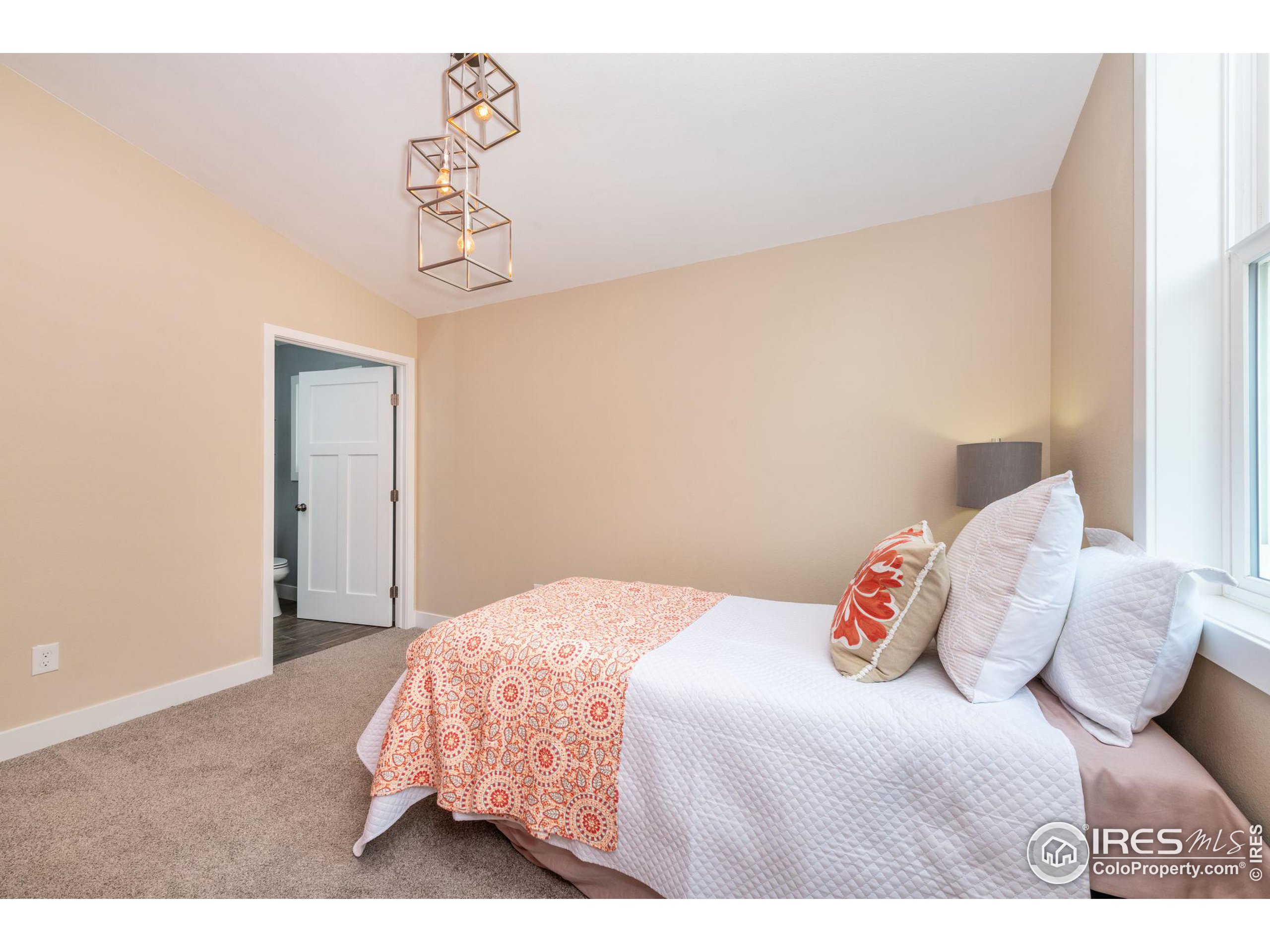 890 Cypress Dr