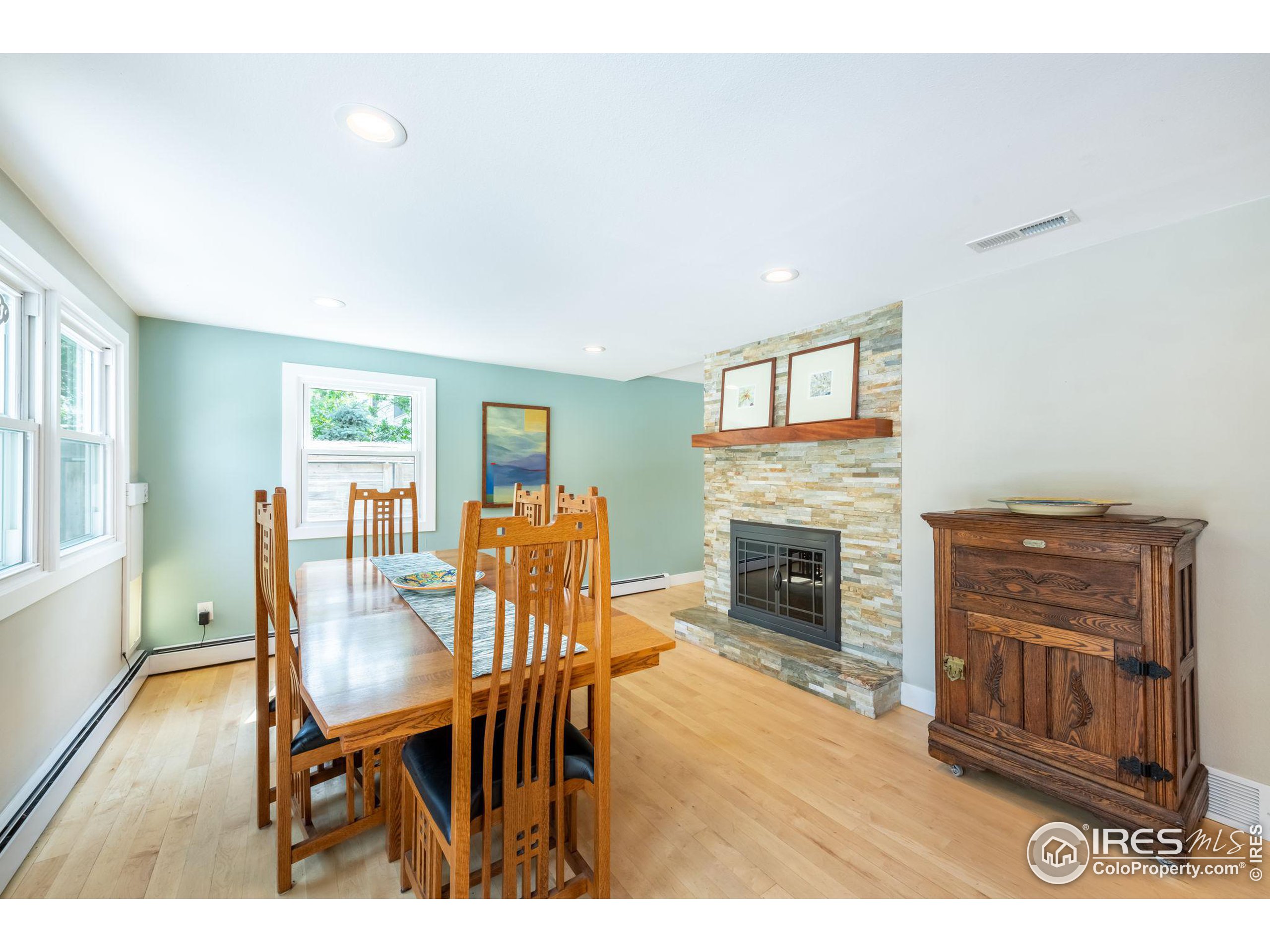 890 Cypress Dr