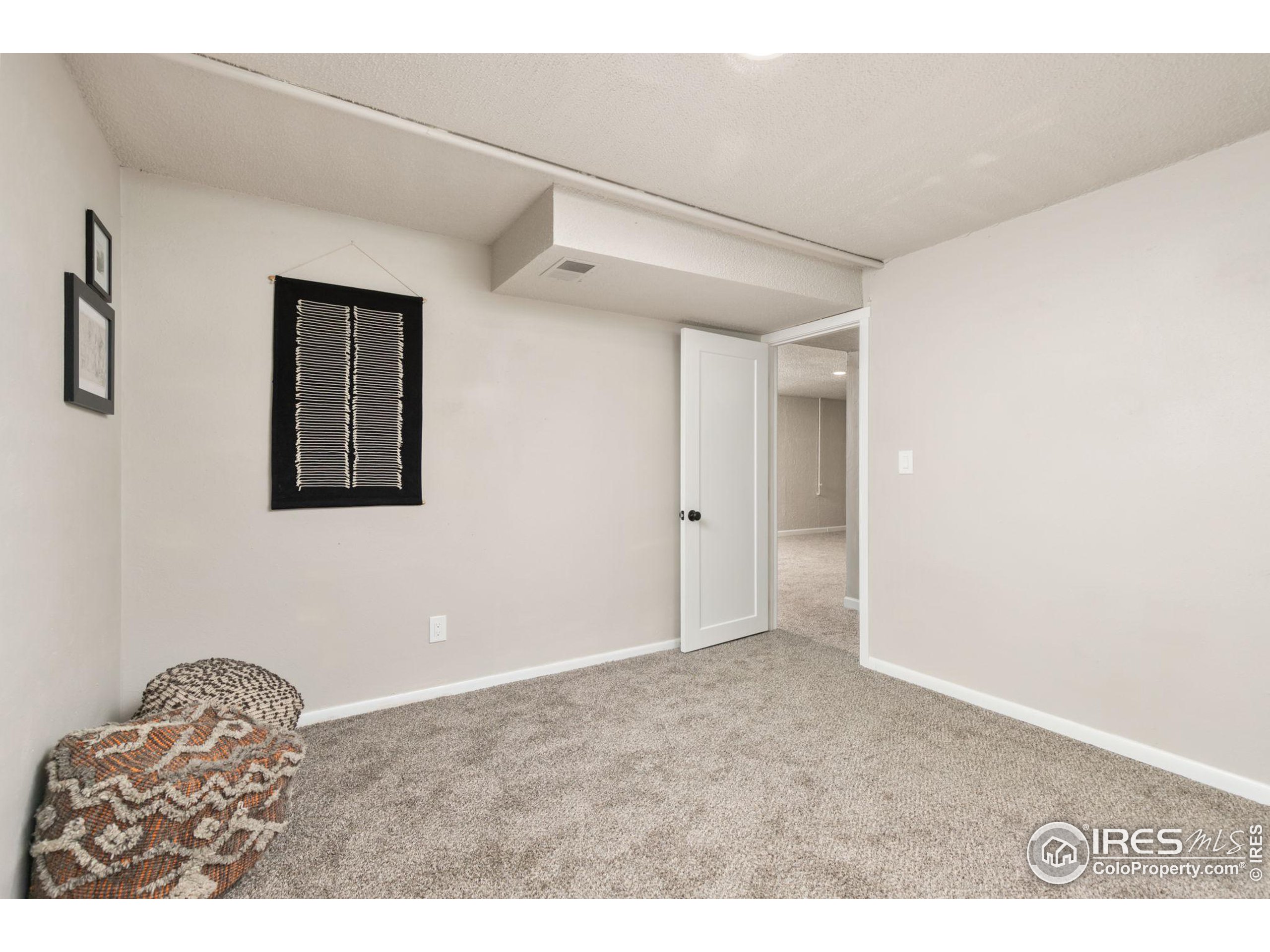 1110 Jennifer Dr