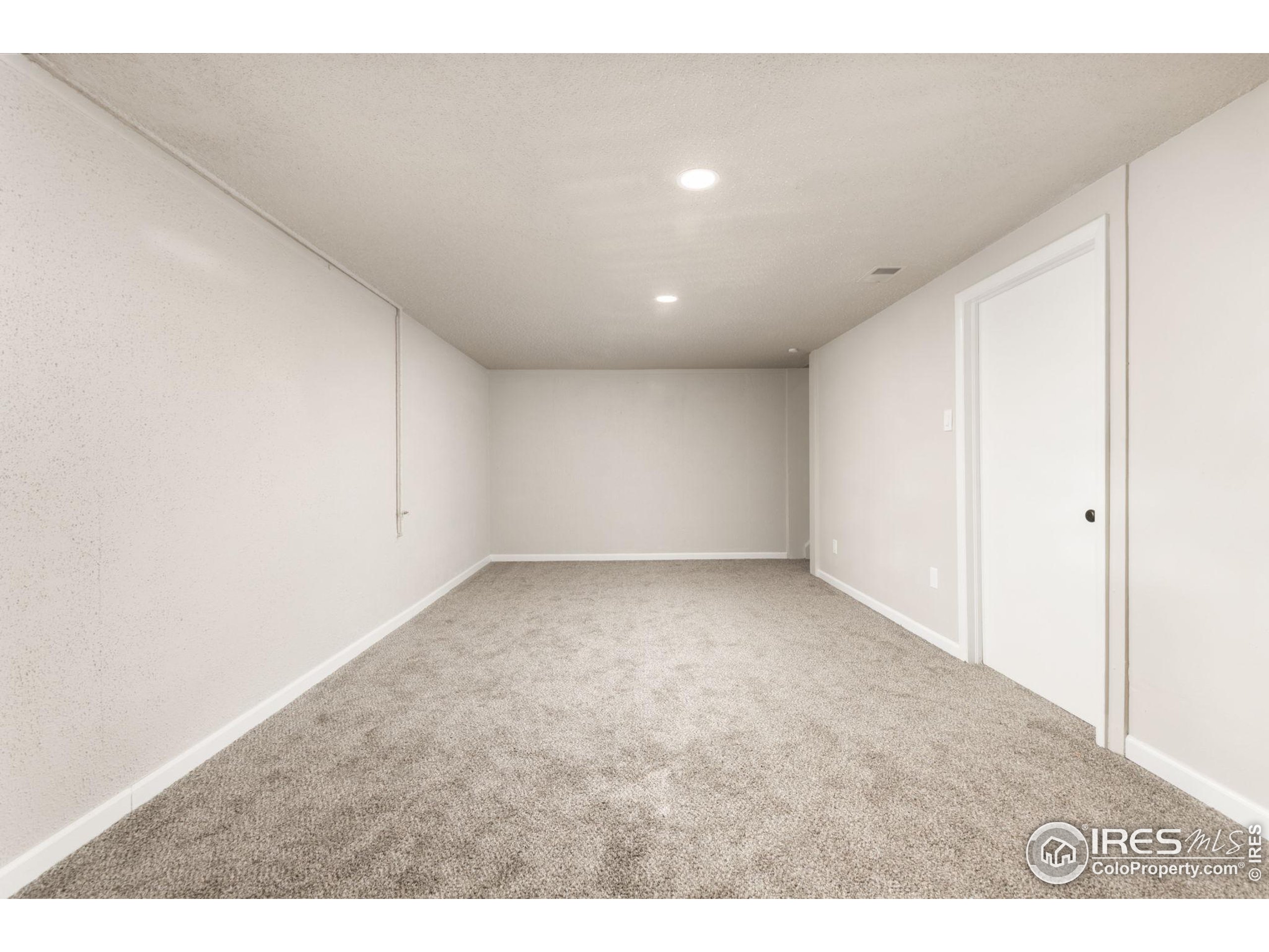 1110 Jennifer Dr