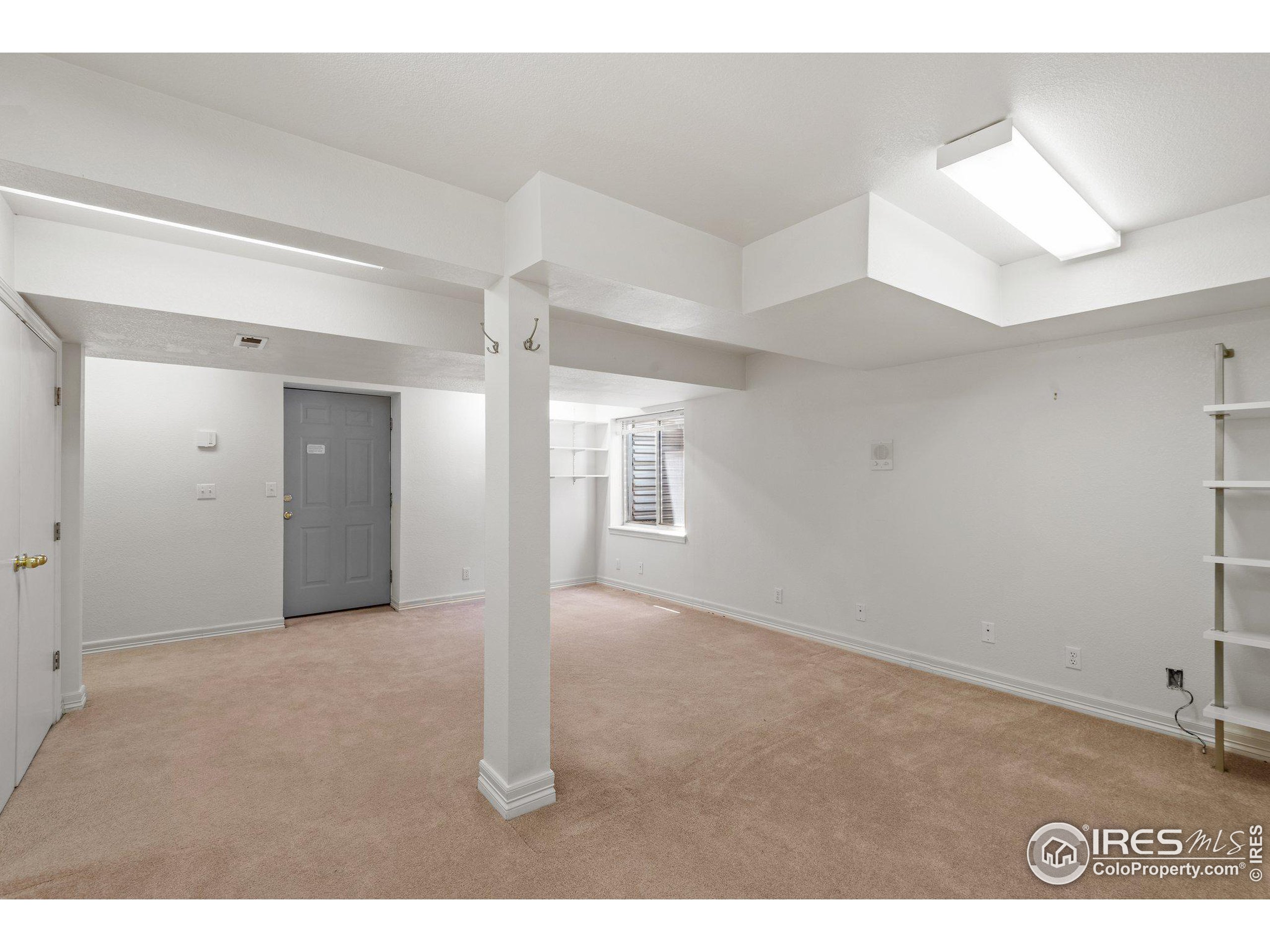 300 Whitetail Cir