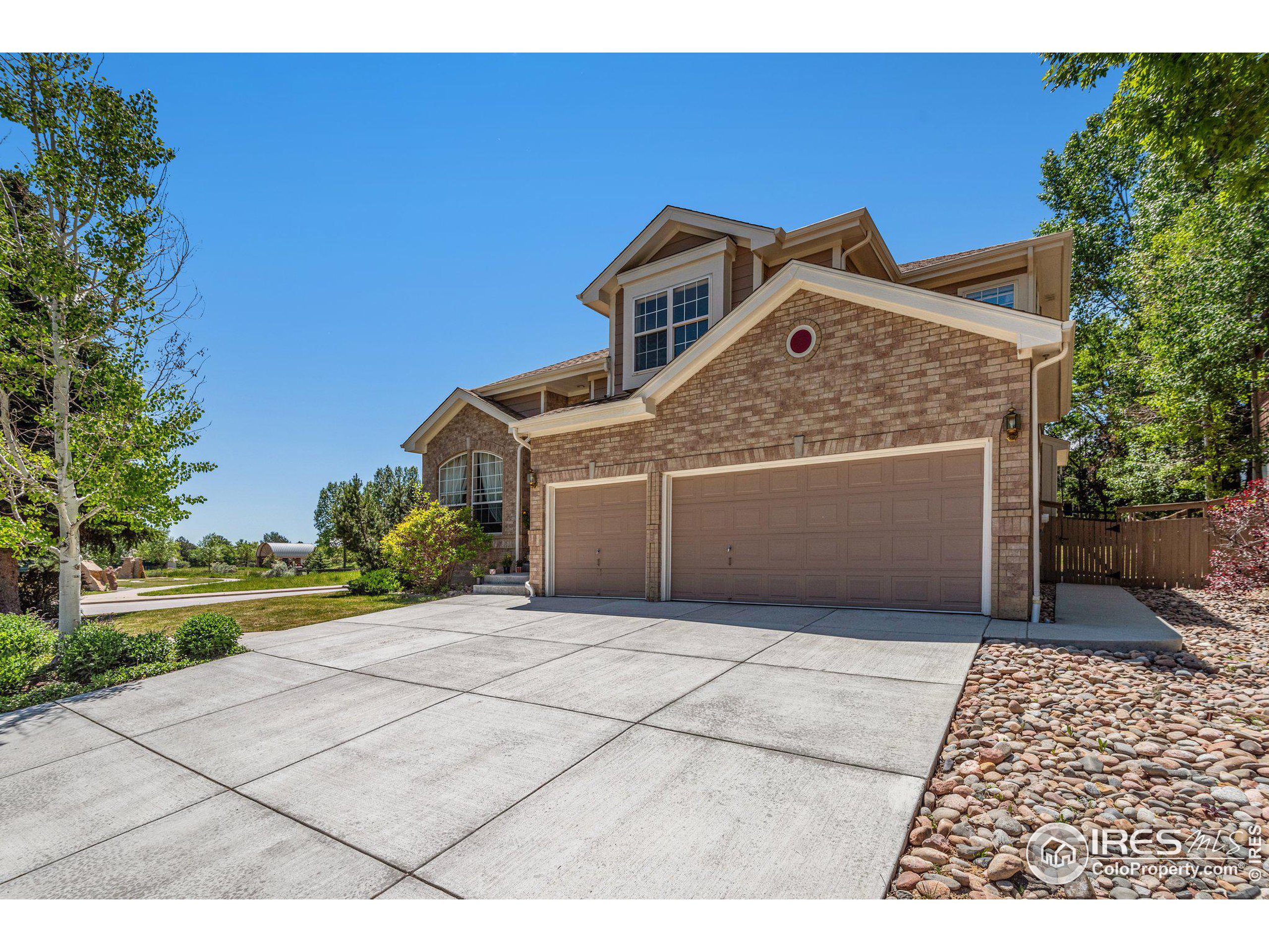 300 Whitetail Cir