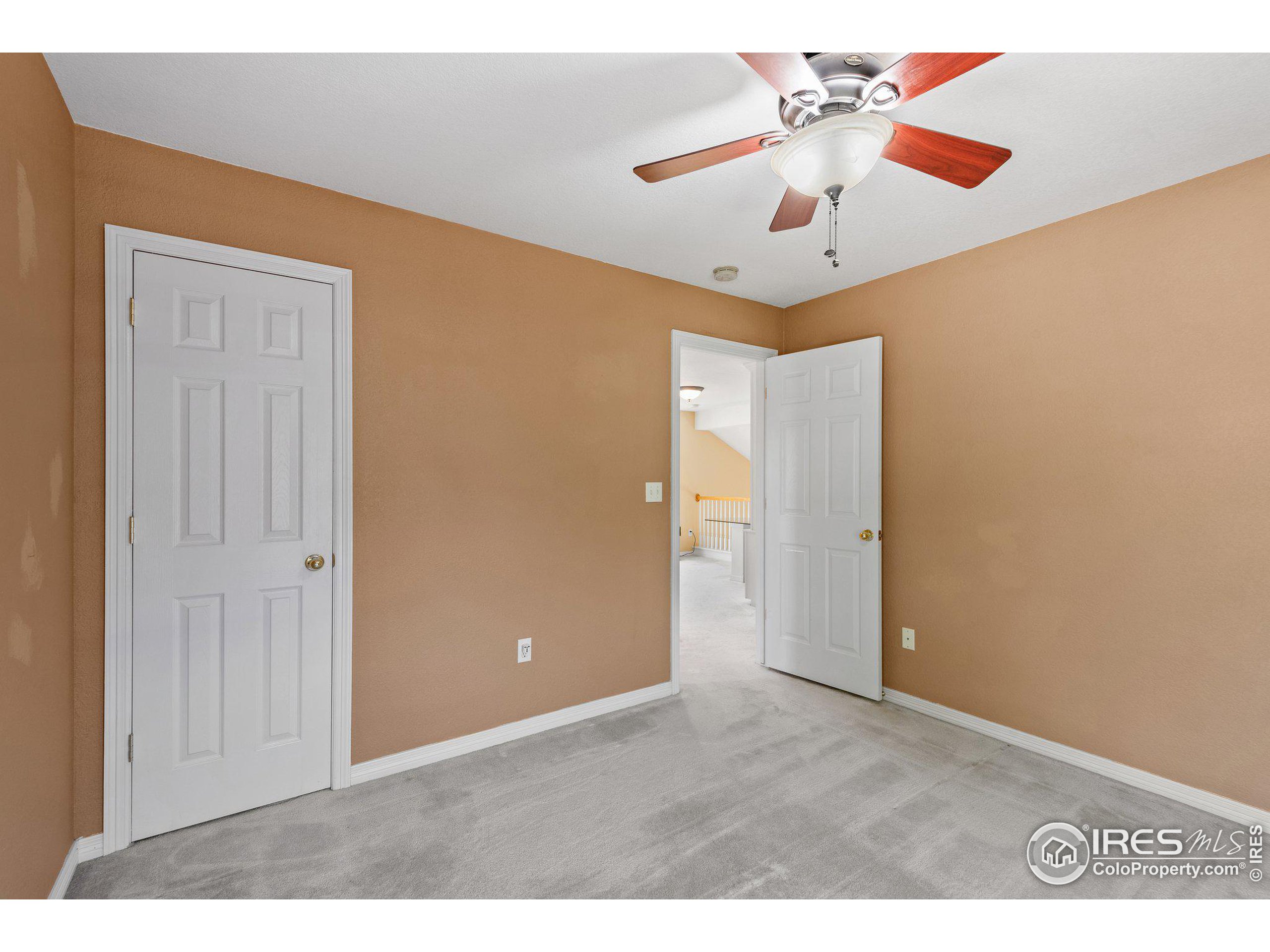 300 Whitetail Cir