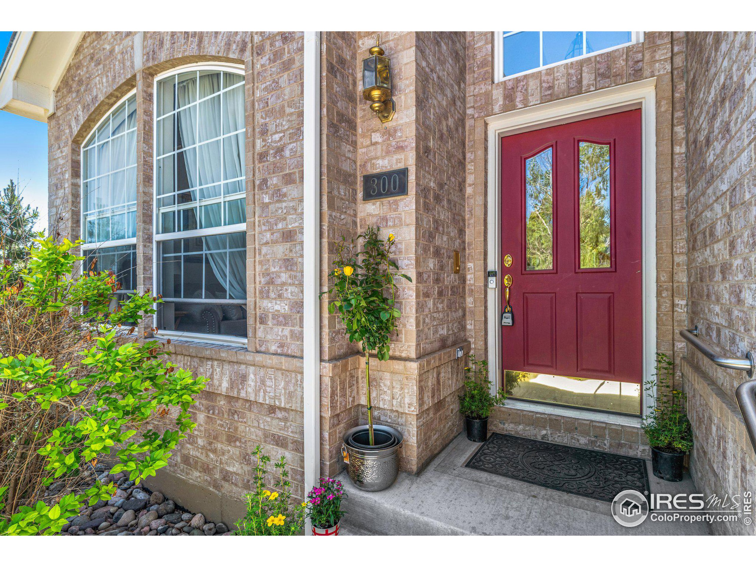 300 Whitetail Cir