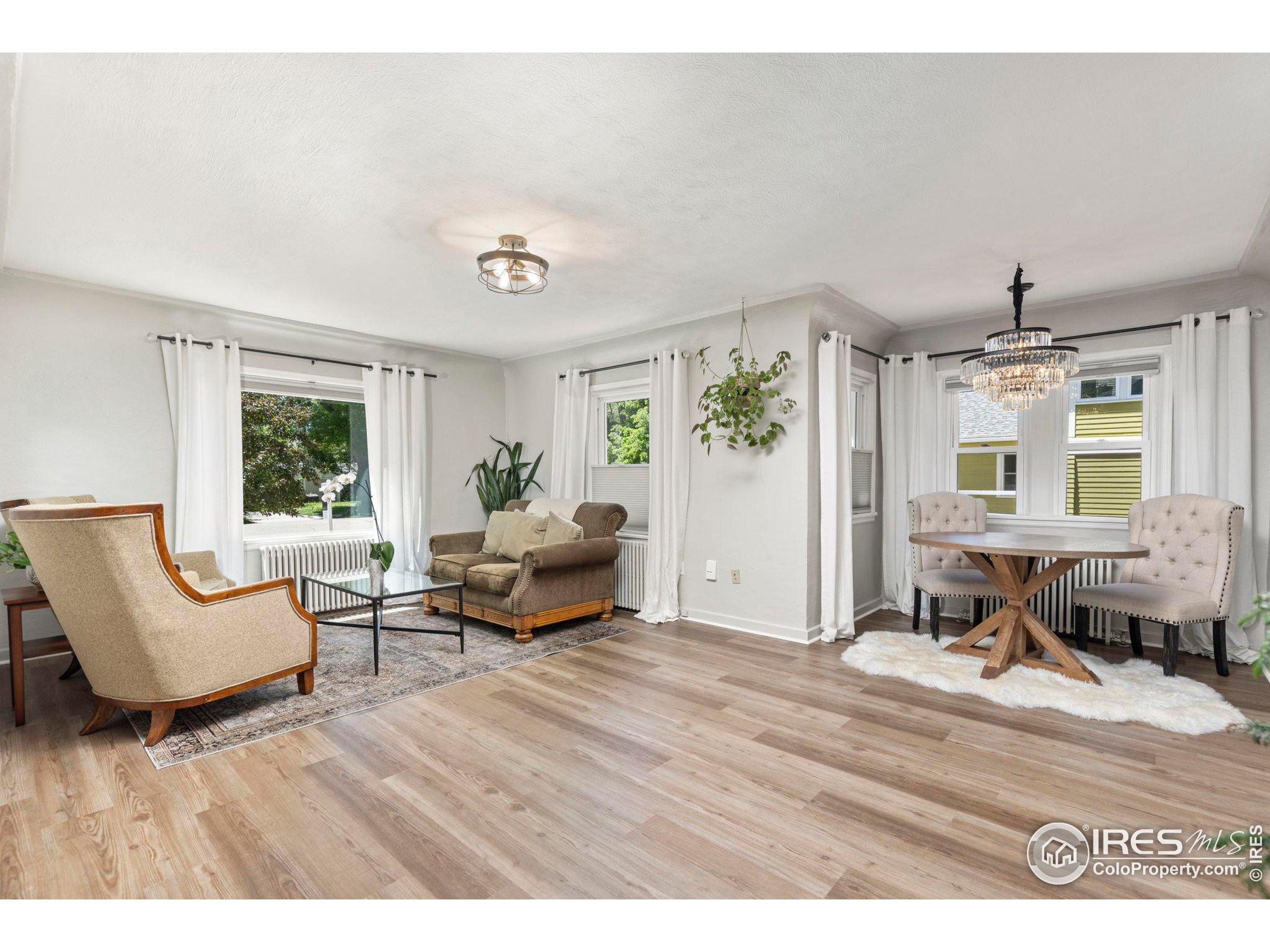 206 8th Ave