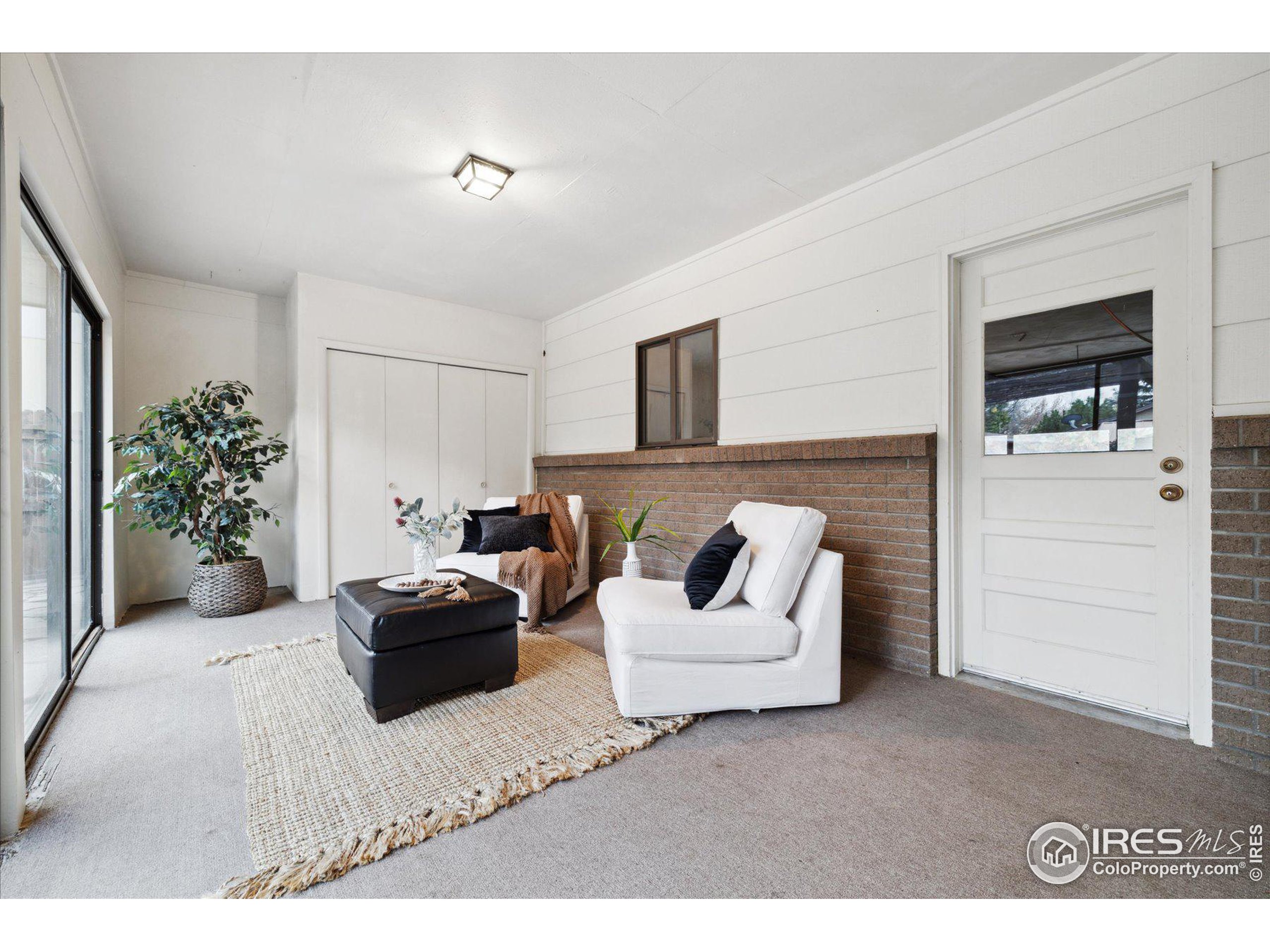 907 Bragg Pl