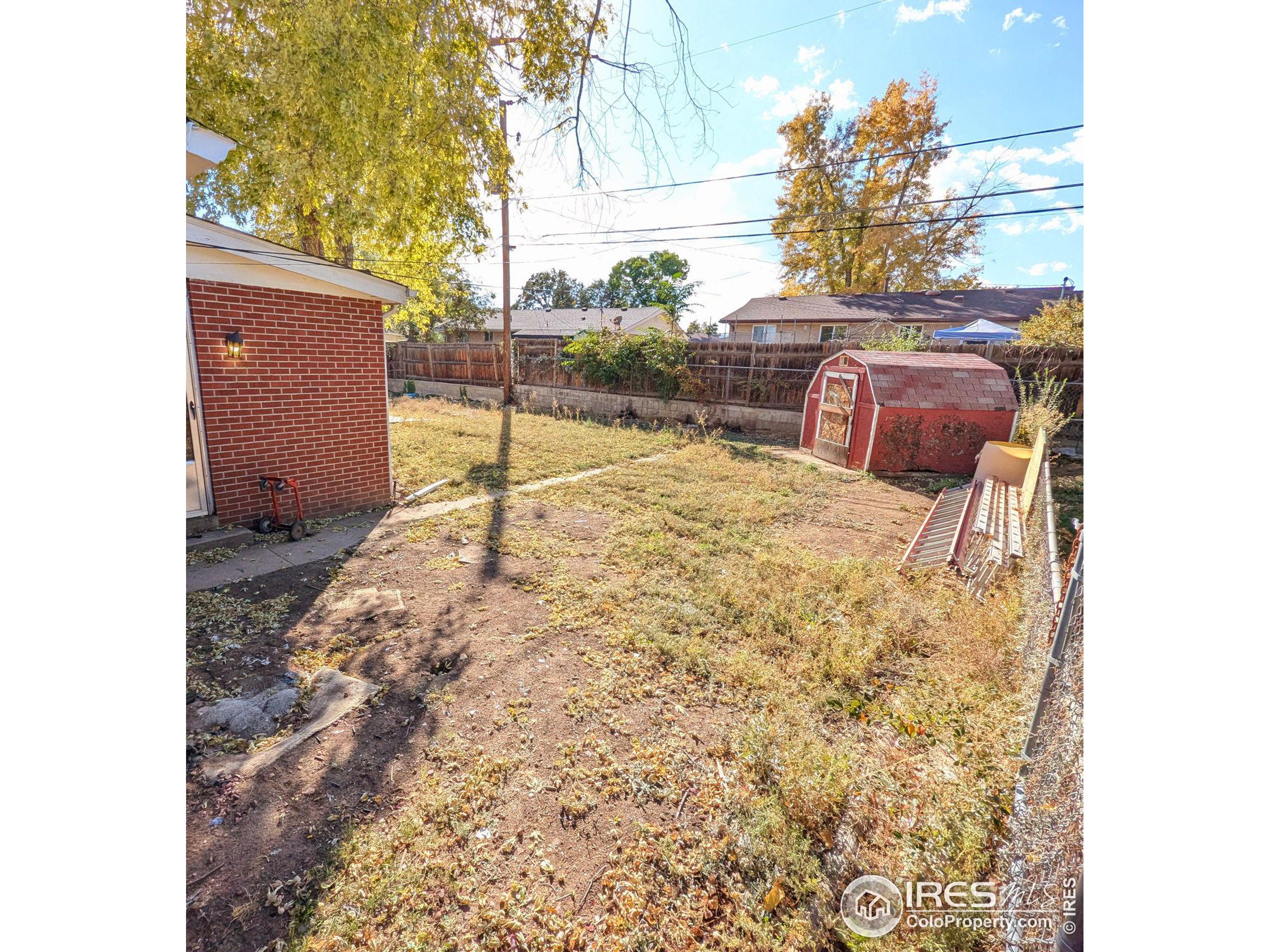 8219 Nola Dr