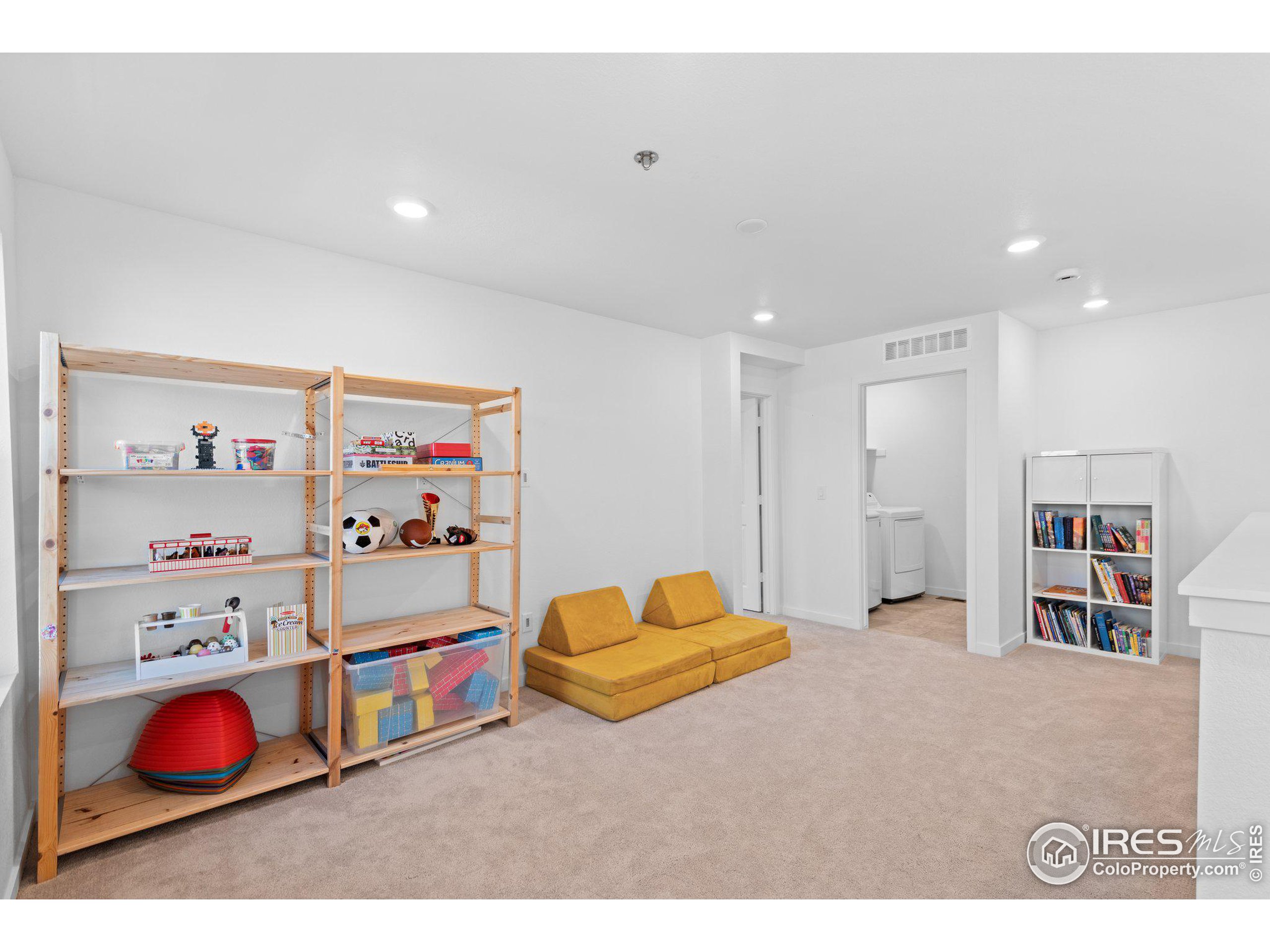 660 Eldorado Dr