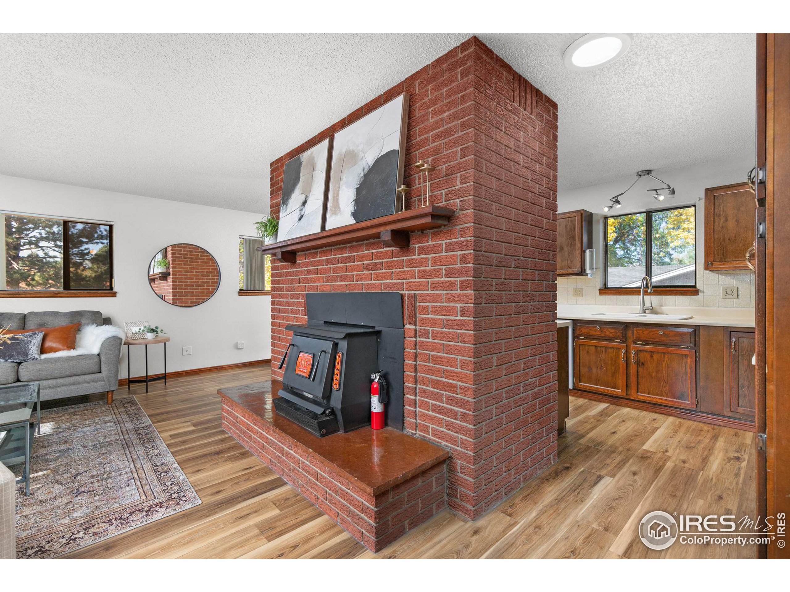 1130 Juliana Dr