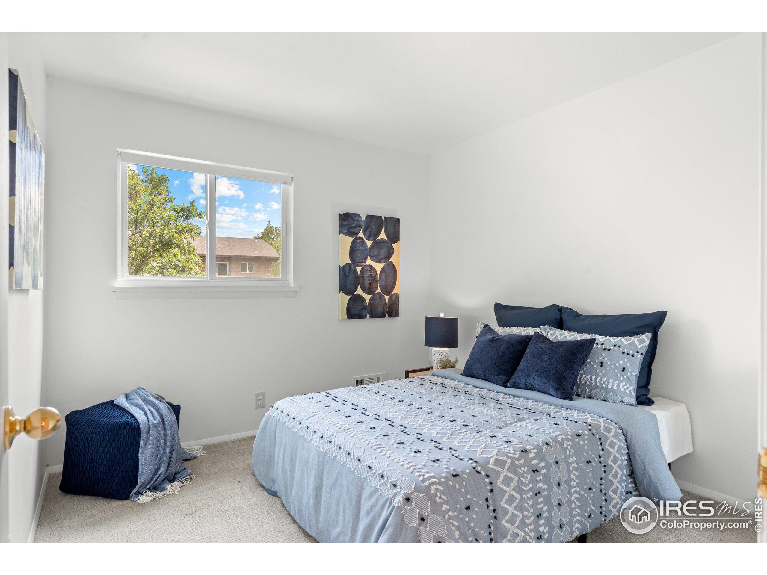 1419 Bradley Dr