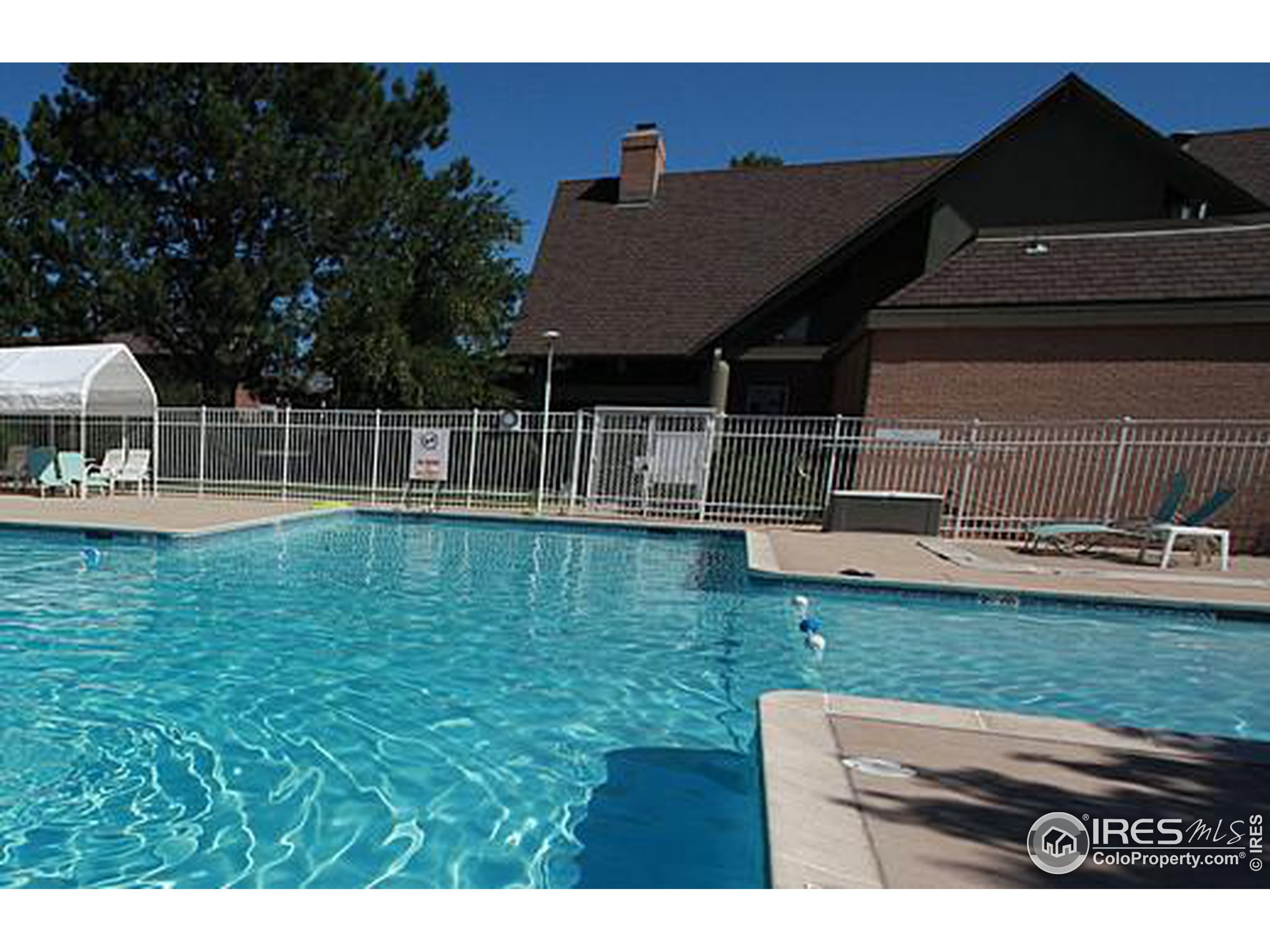 1419 Bradley Dr