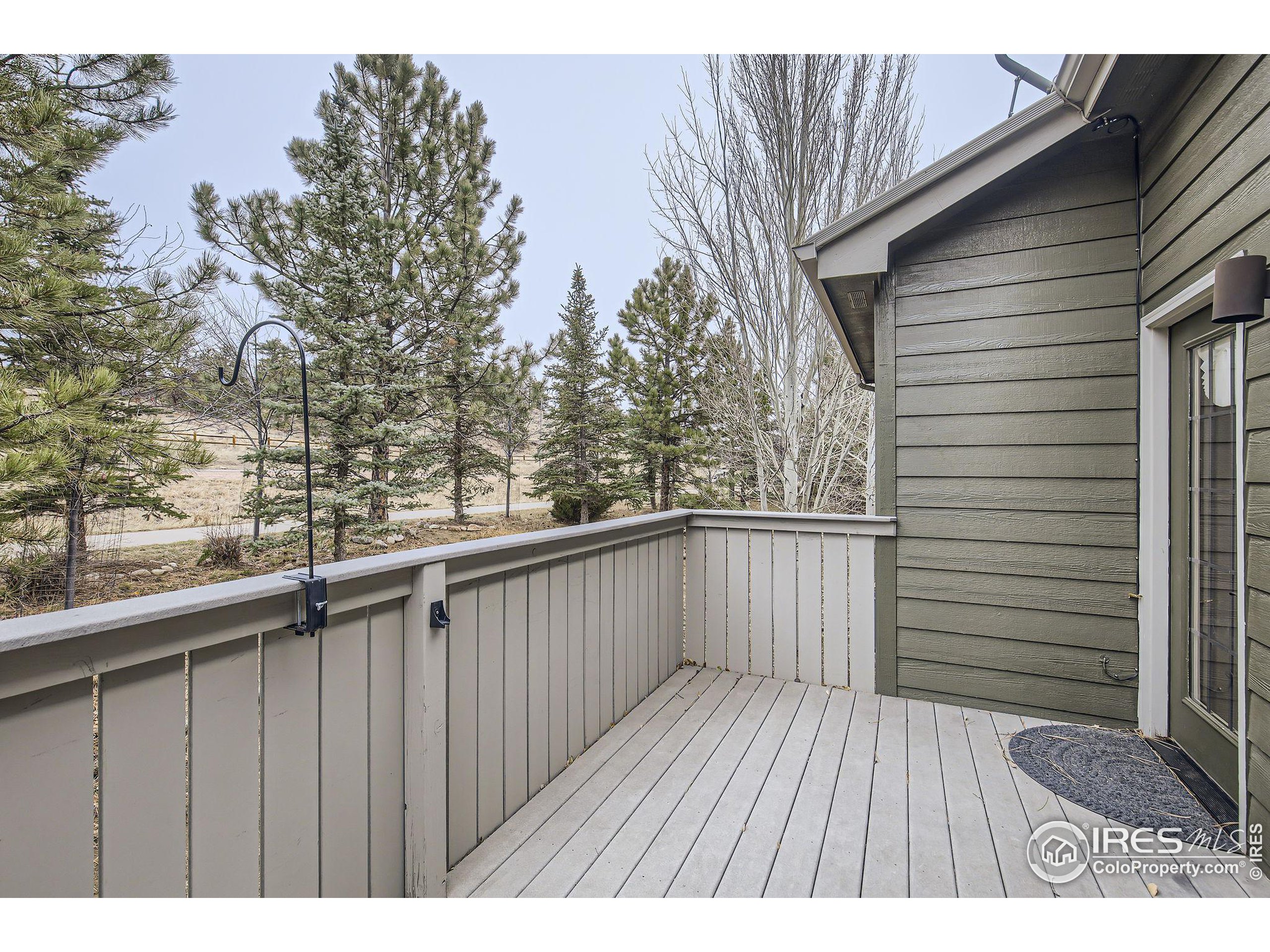 609 Park River Pl