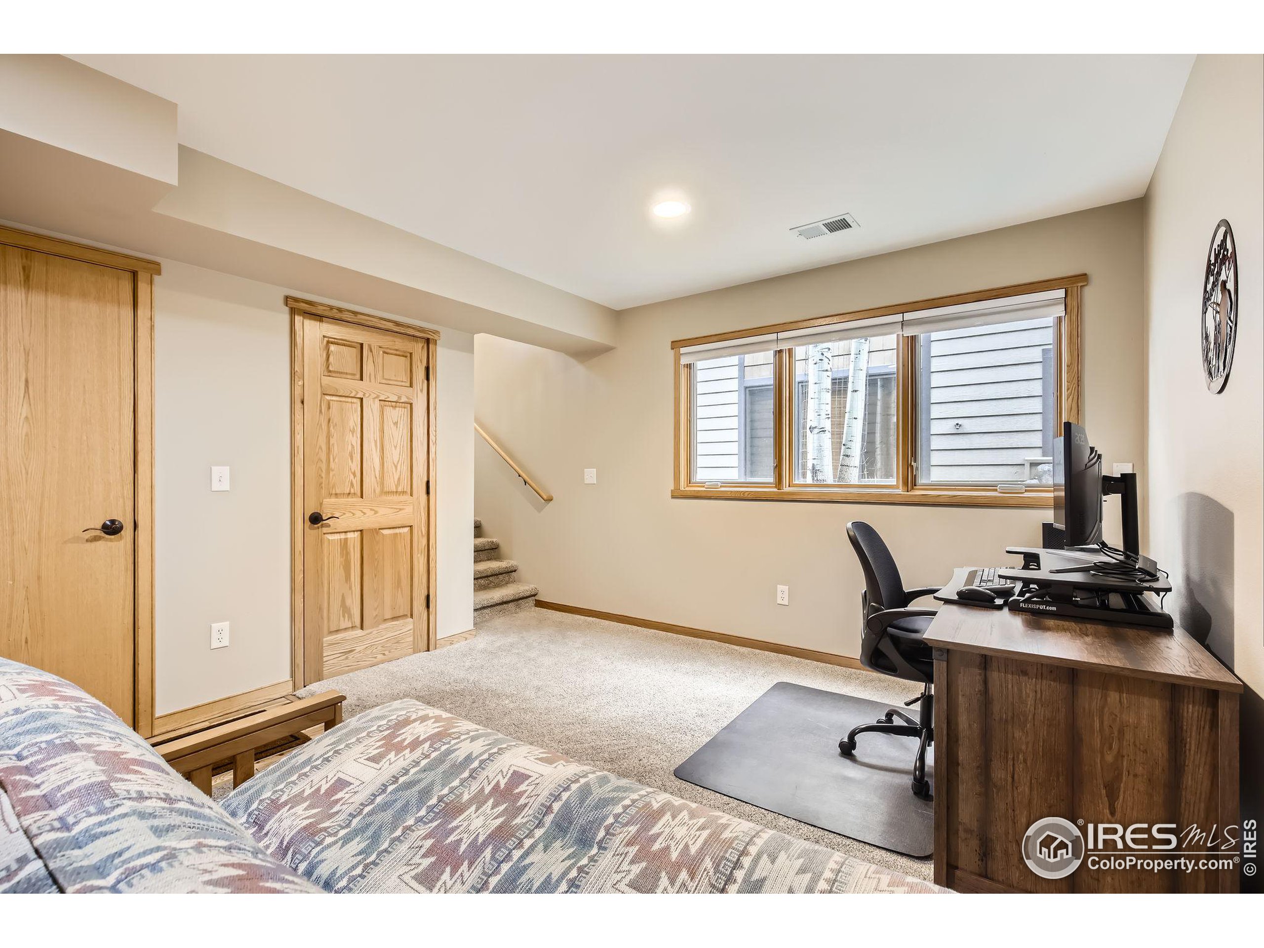 609 Park River Pl