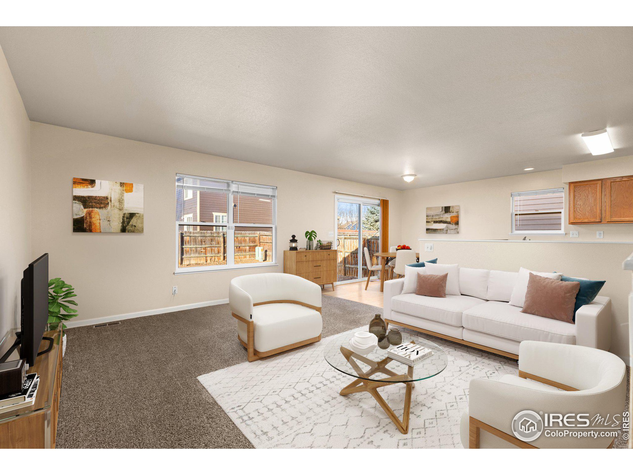 3709 Dove Ln