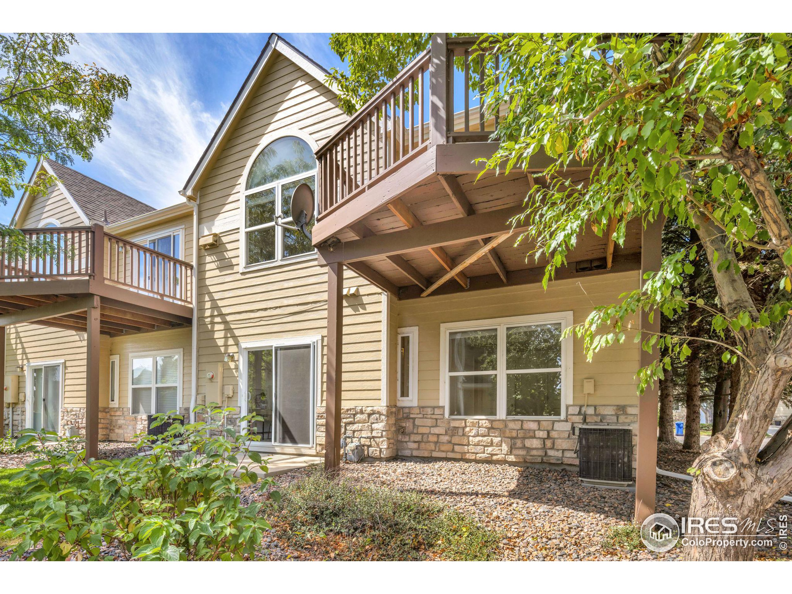 1640 Rockview Cir