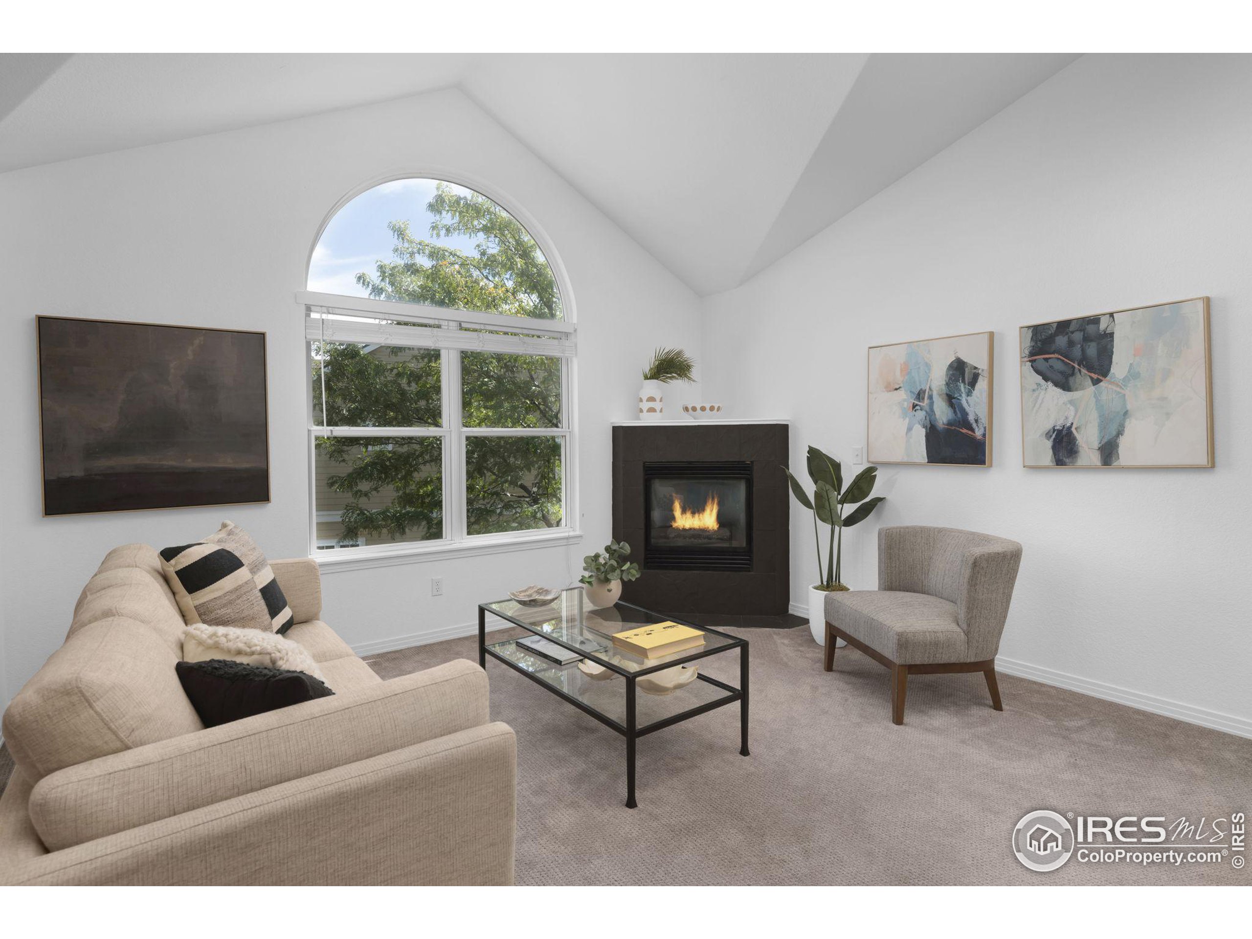 1640 Rockview Cir