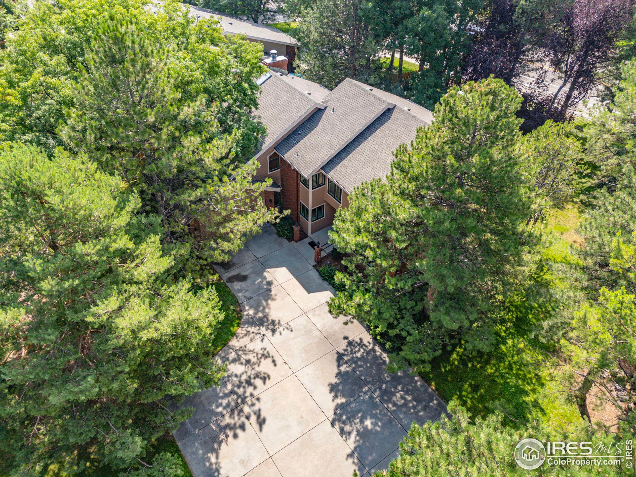 1719 Brentford Ln